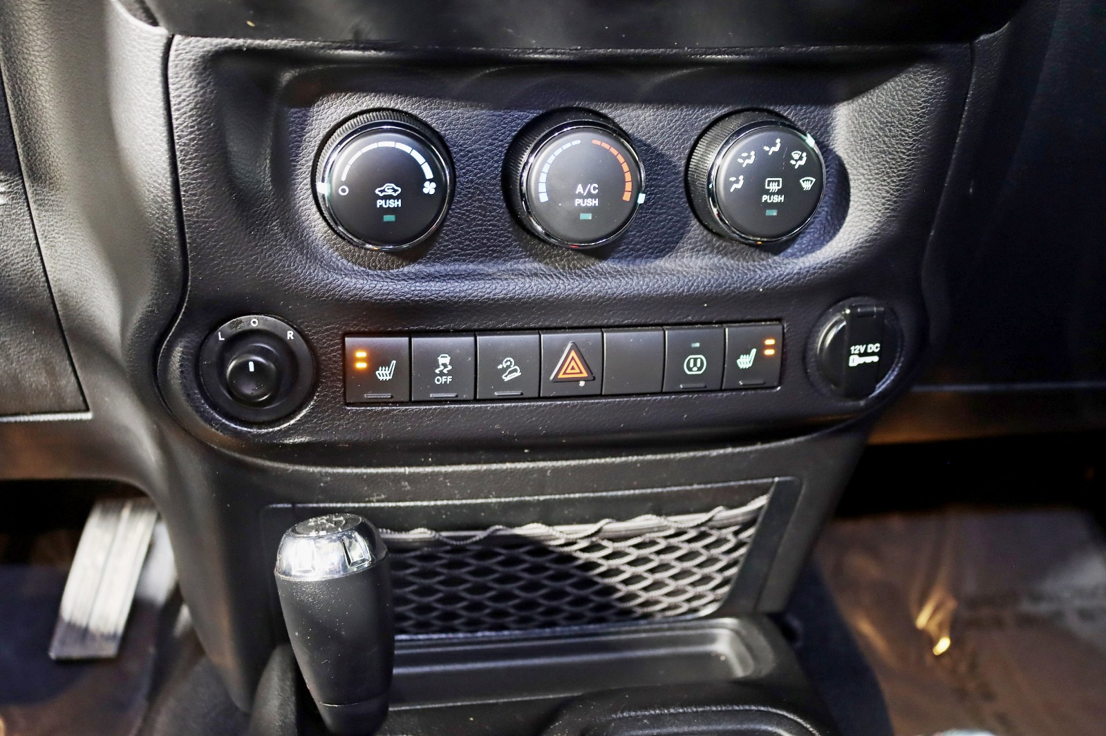 2013 JEEP WRANGLER - Image 22