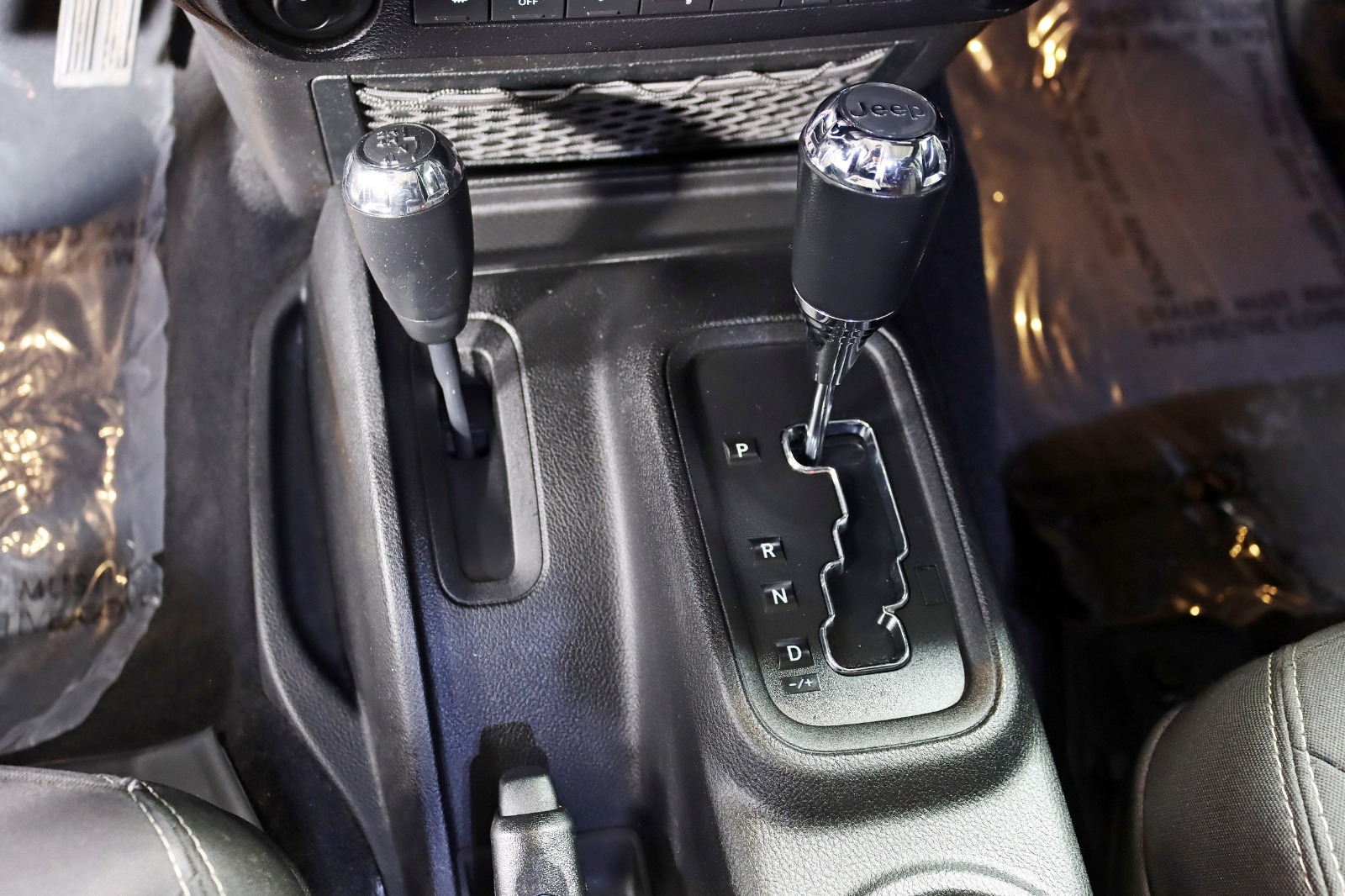 2013 JEEP WRANGLER - Image 23