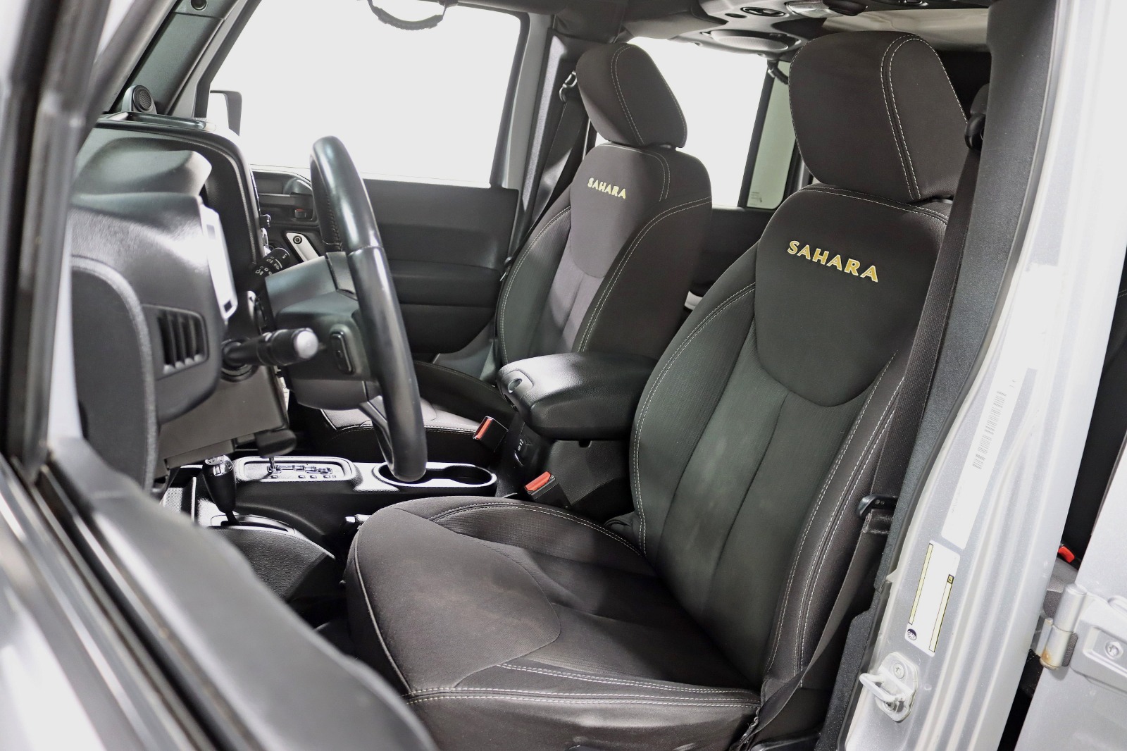 2013 JEEP WRANGLER - Image 24