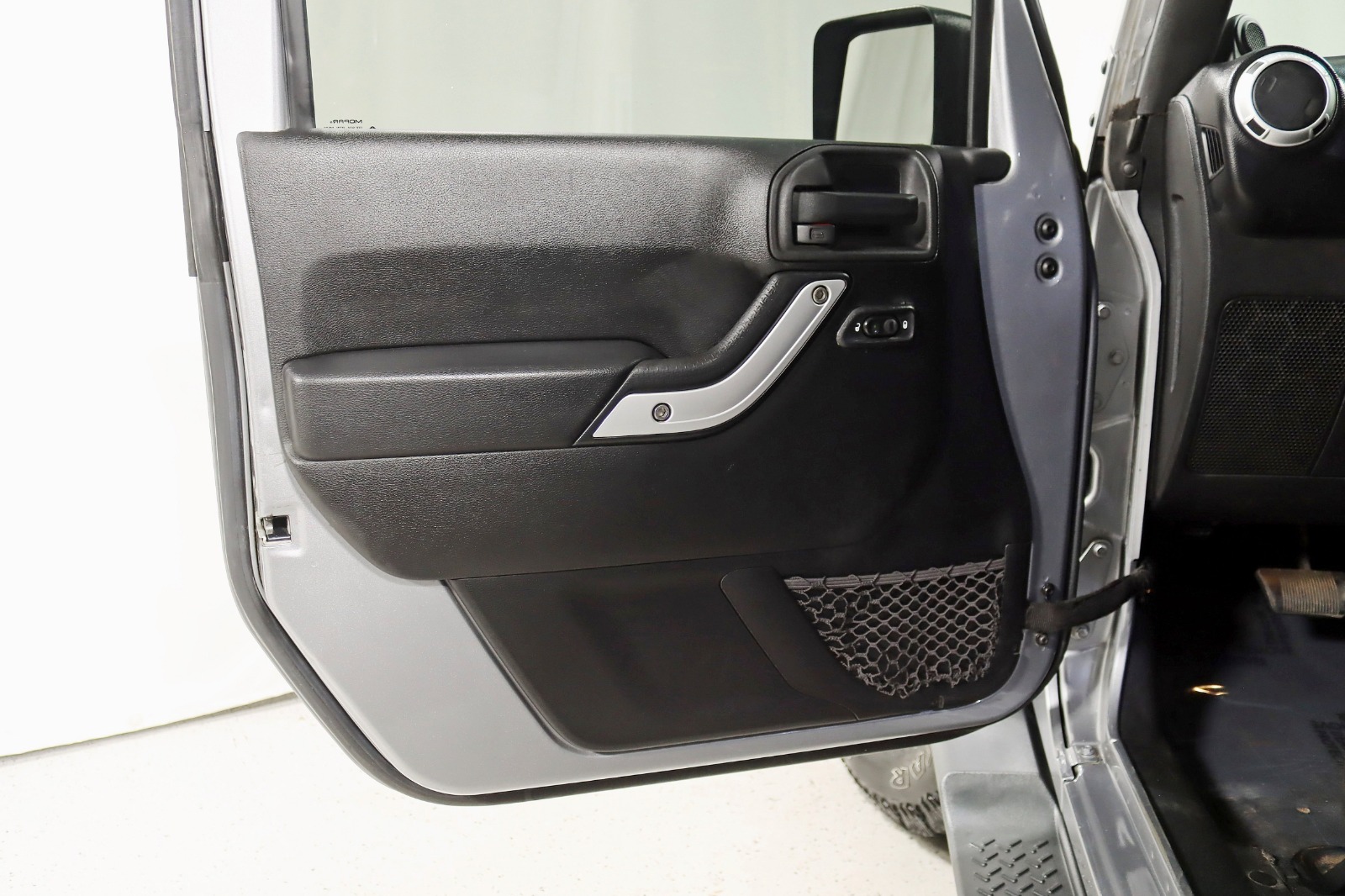 2013 JEEP WRANGLER - Image 30