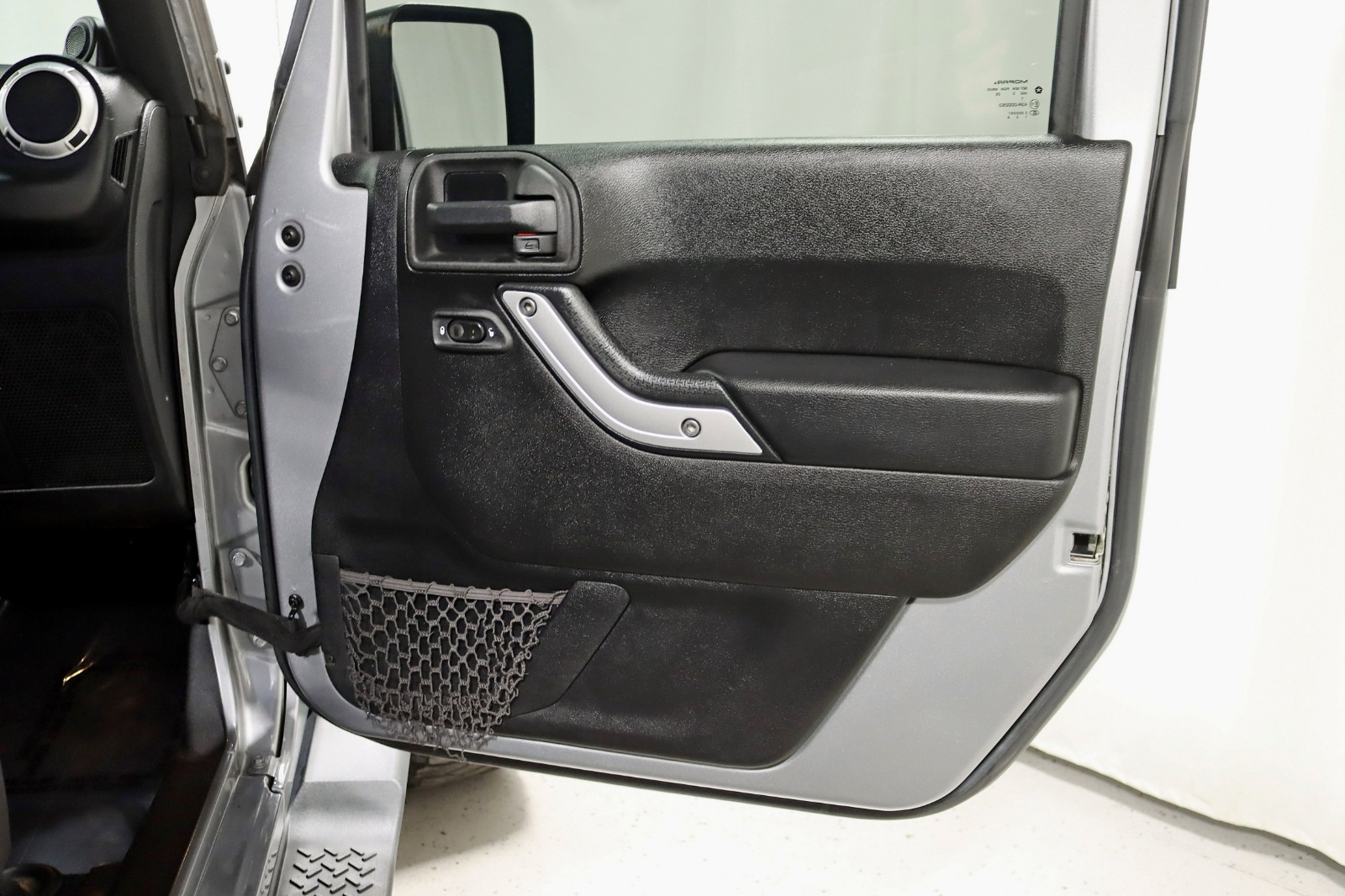 2013 JEEP WRANGLER - Image 31