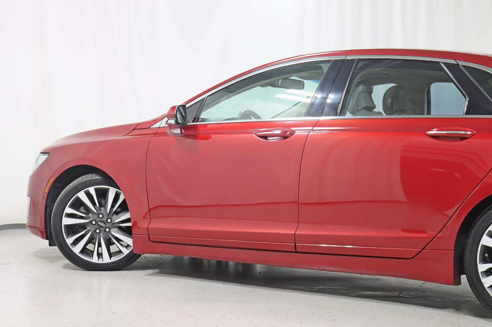 2019 LINCOLN MKZ - Image 12