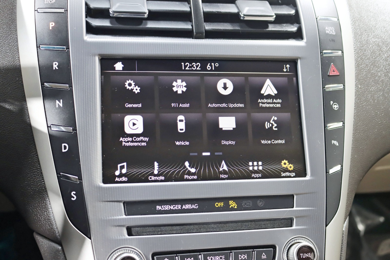 2019 LINCOLN MKZ - Image 22