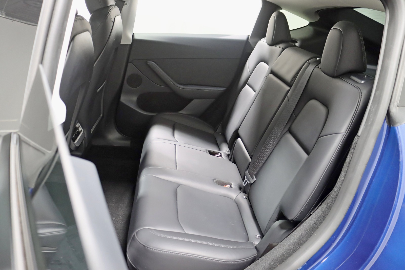 2023 TESLA MODEL Y - Image 30