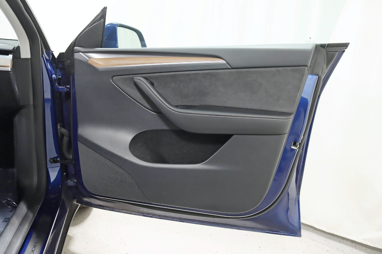 2023 TESLA MODEL Y - Image 34