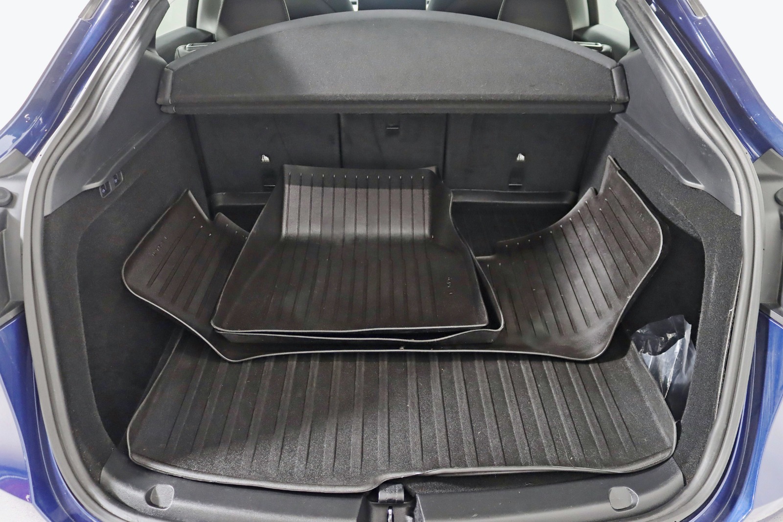 2023 TESLA MODEL Y - Image 37