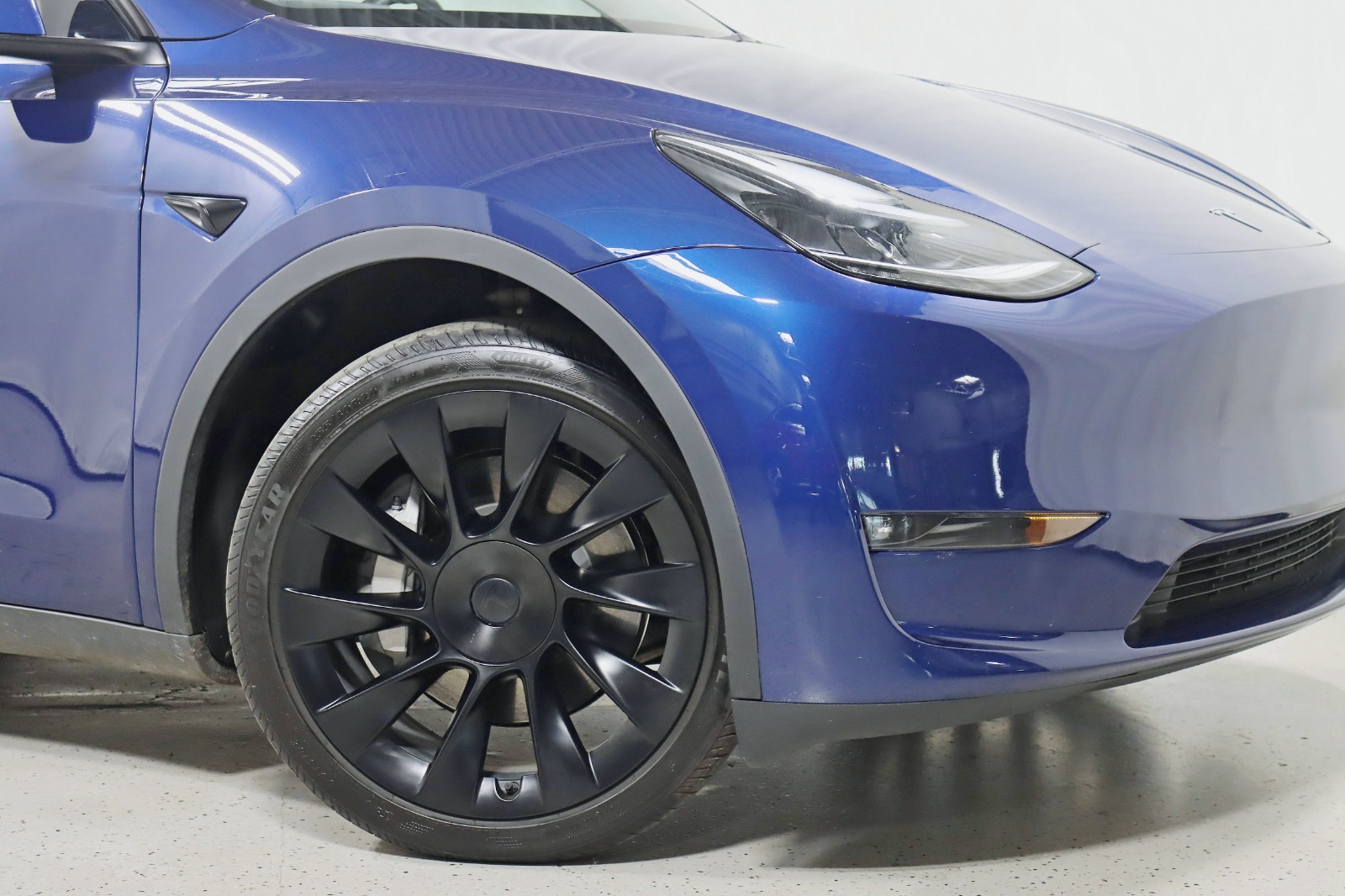2023 TESLA MODEL Y - Image 6