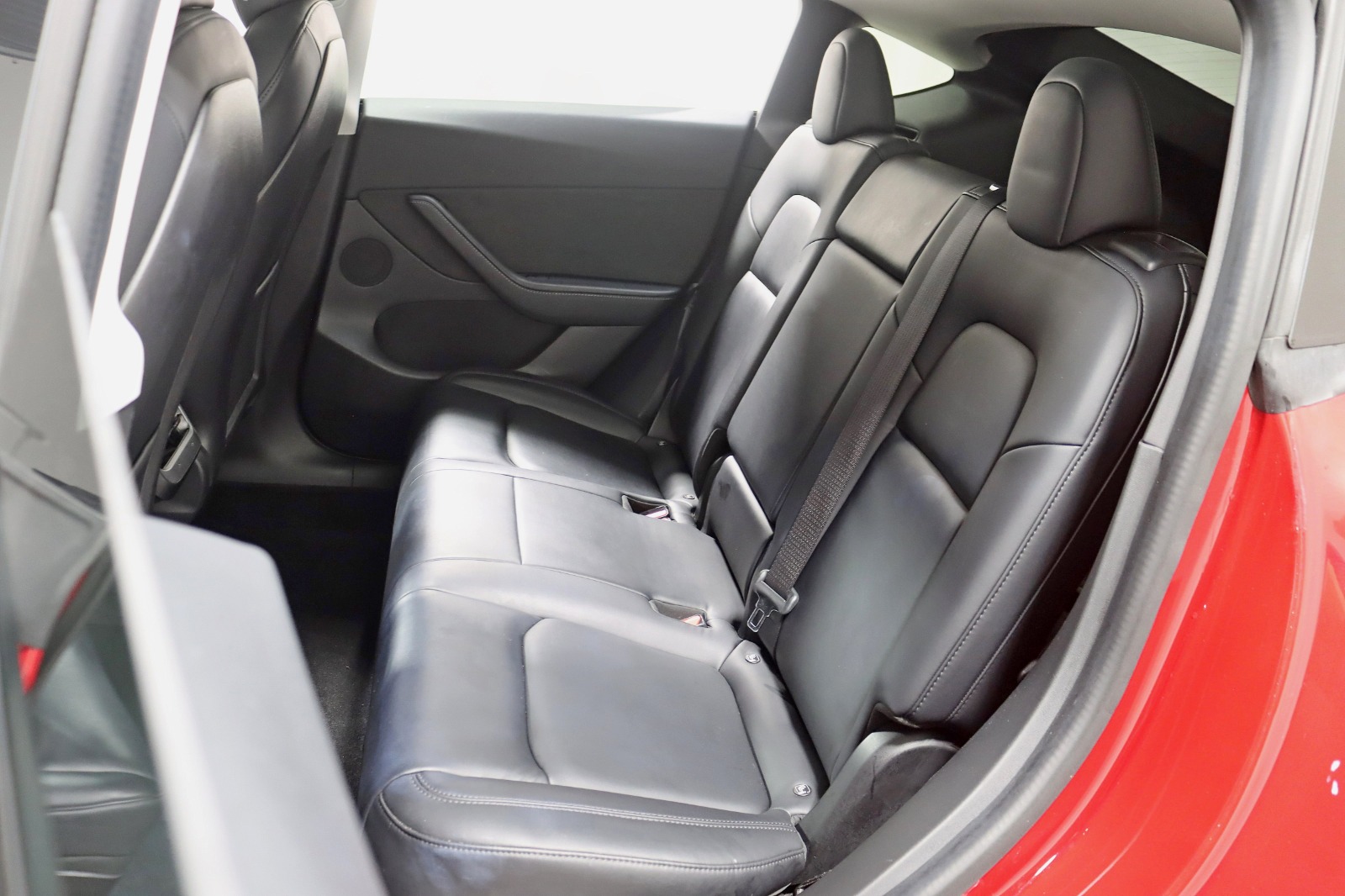 2021 TESLA MODEL Y - Image 30