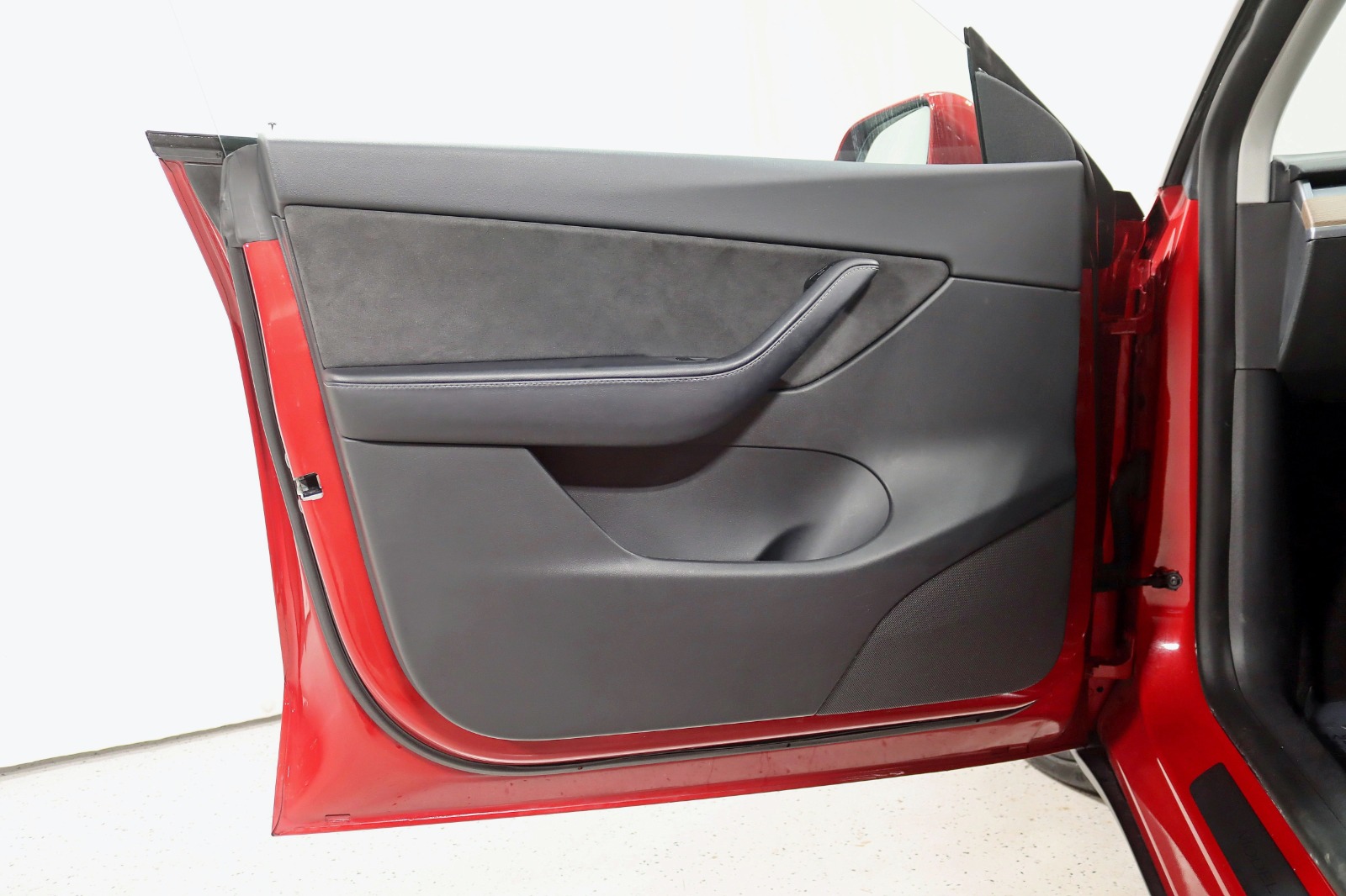 2021 TESLA MODEL Y - Image 34