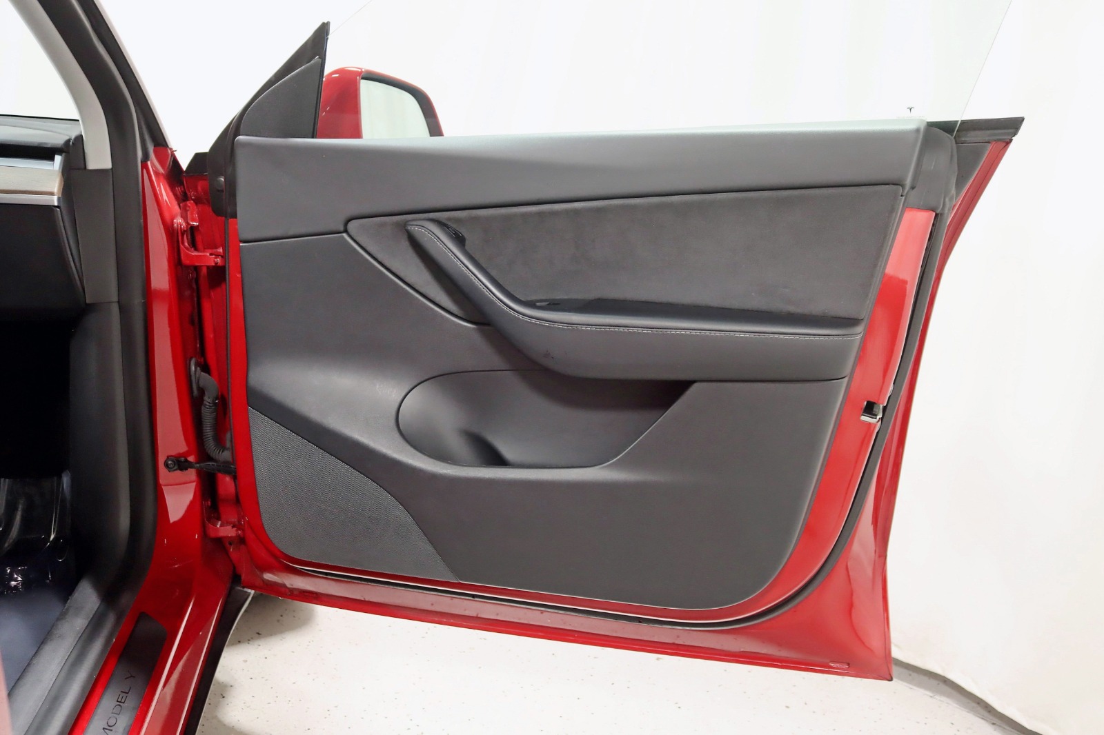 2021 TESLA MODEL Y - Image 35