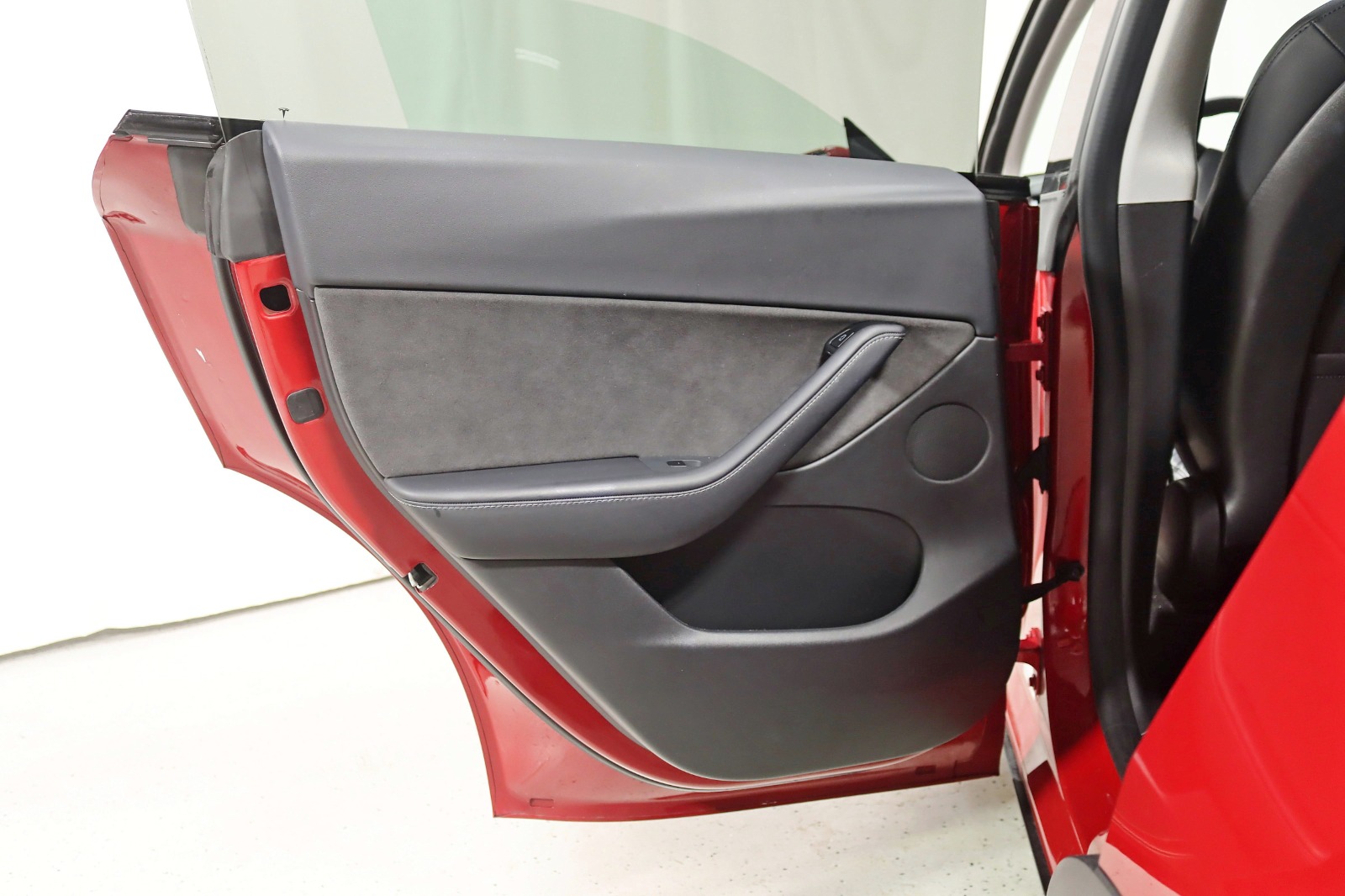 2021 TESLA MODEL Y - Image 36