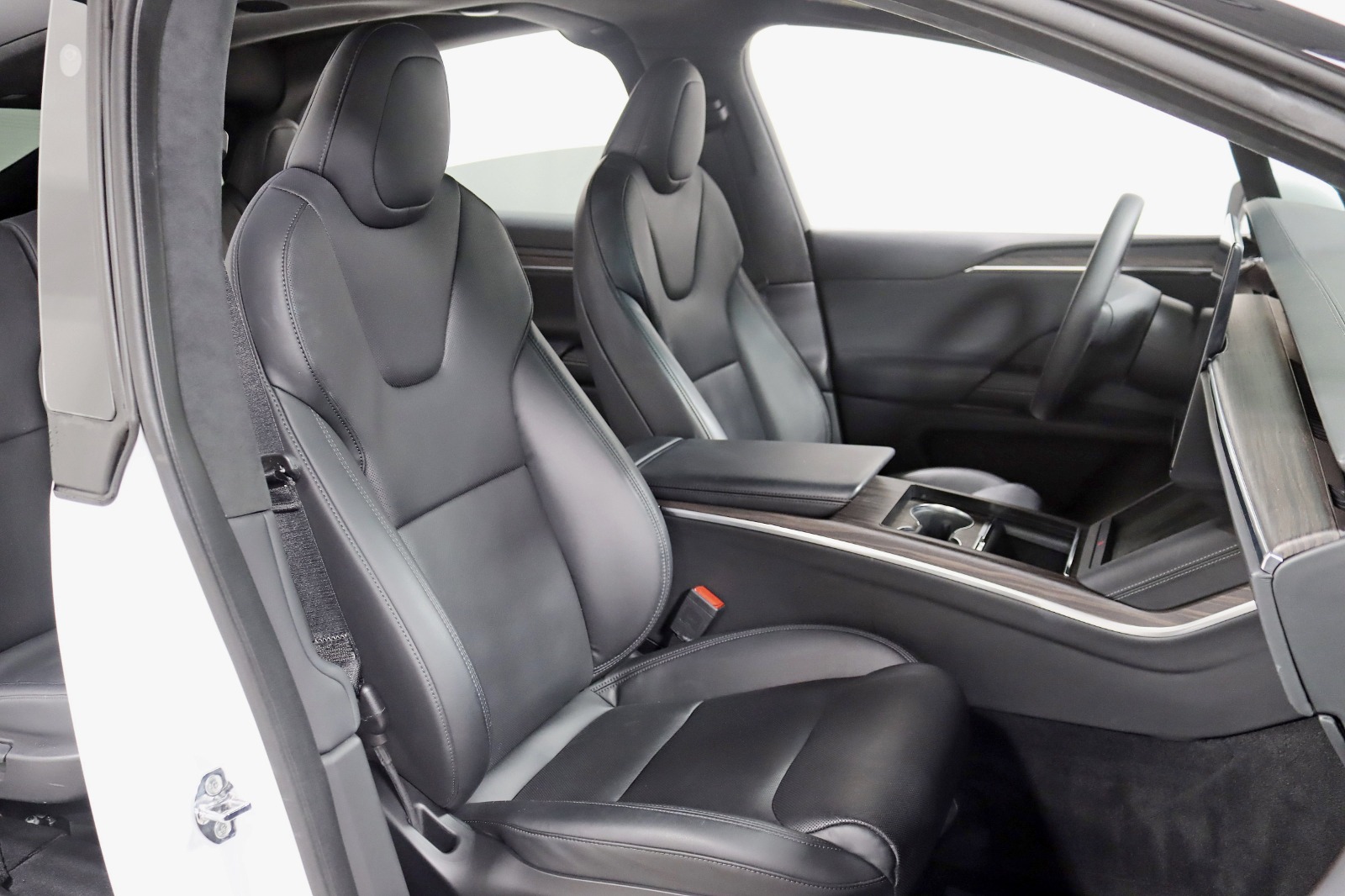 2022 TESLA MODEL X - Image 31