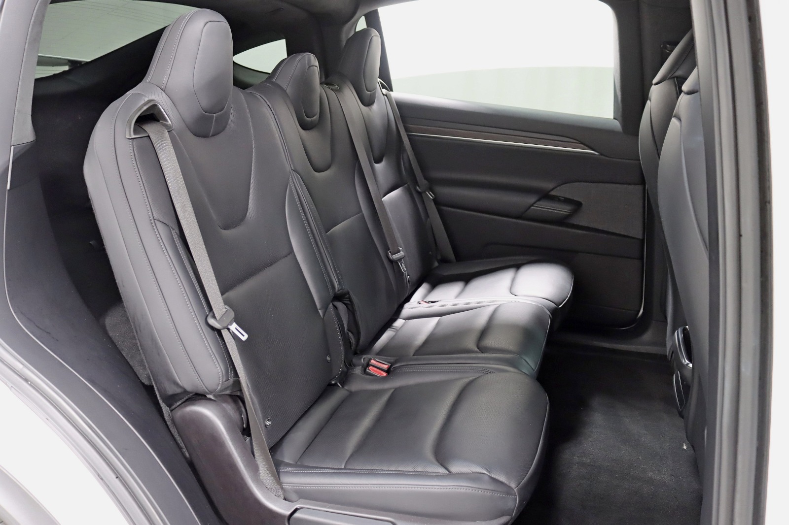 2022 TESLA MODEL X - Image 33