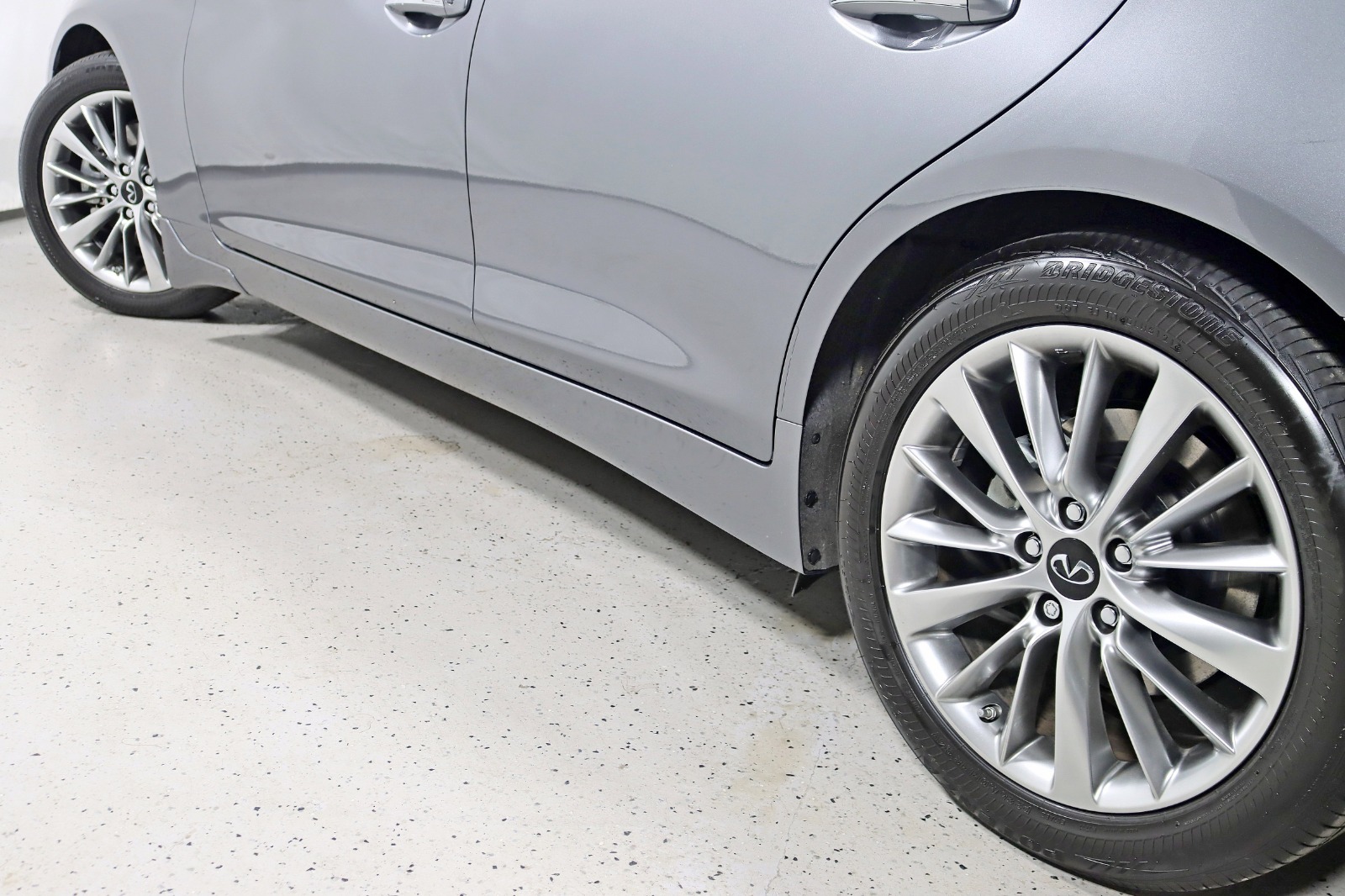 2023 INFINITI Q50 - Image 13