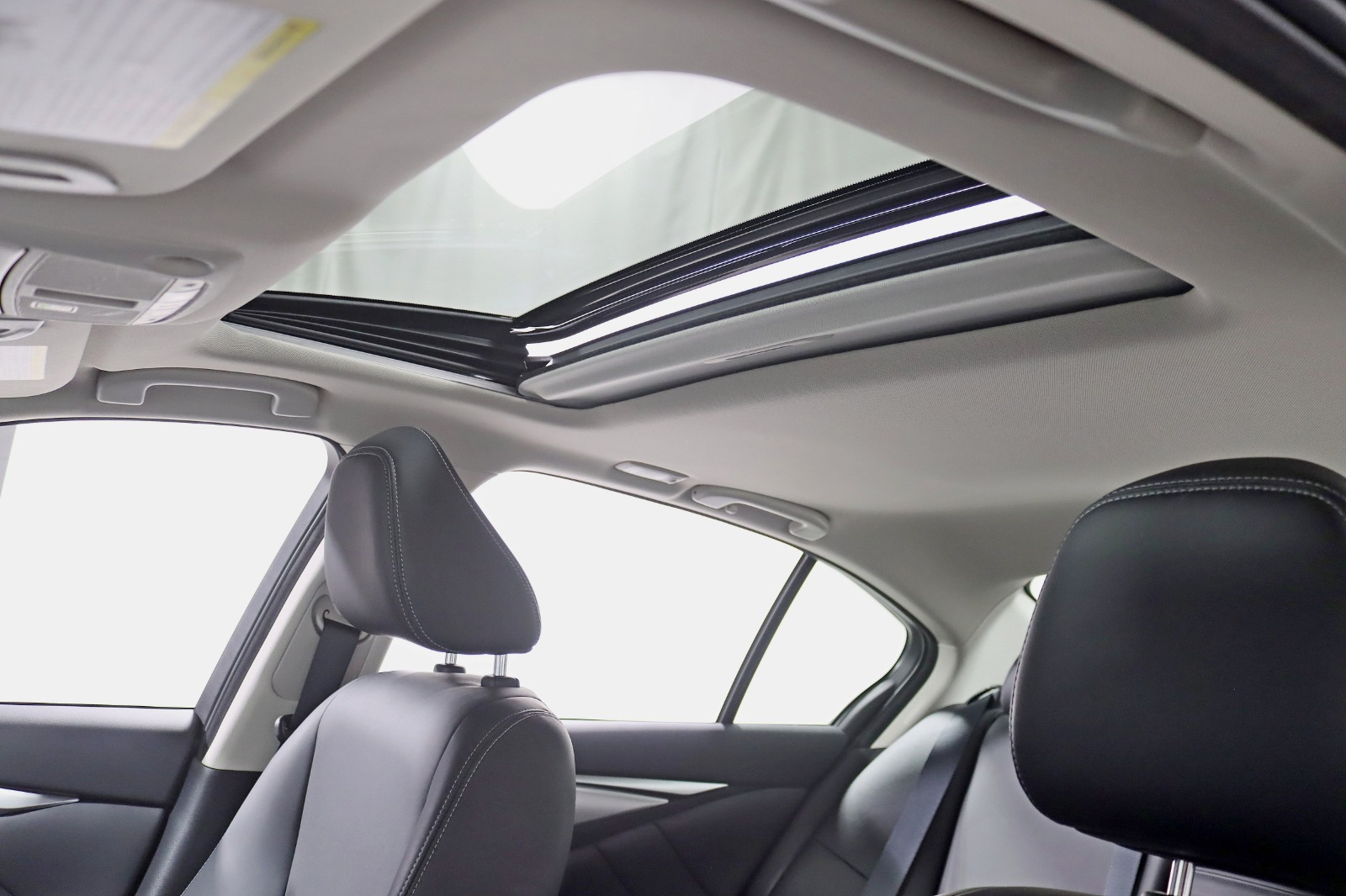 2023 INFINITI Q50 - Image 27