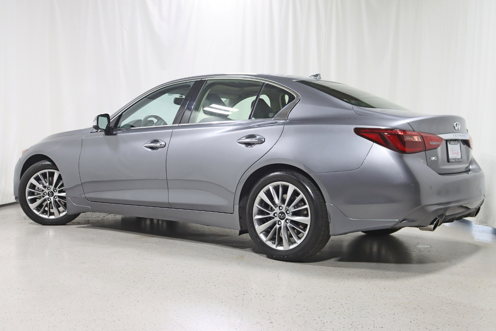 2023 INFINITI Q50 - Image 10