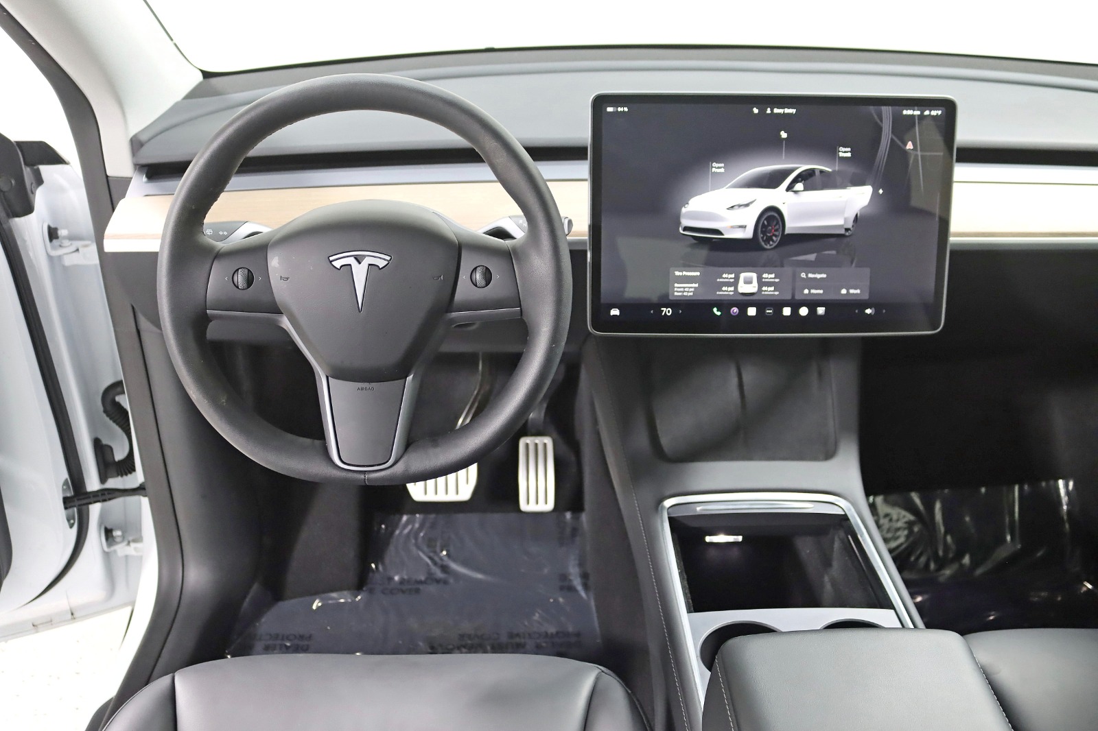 2025 TESLA MODEL Y - Image 16
