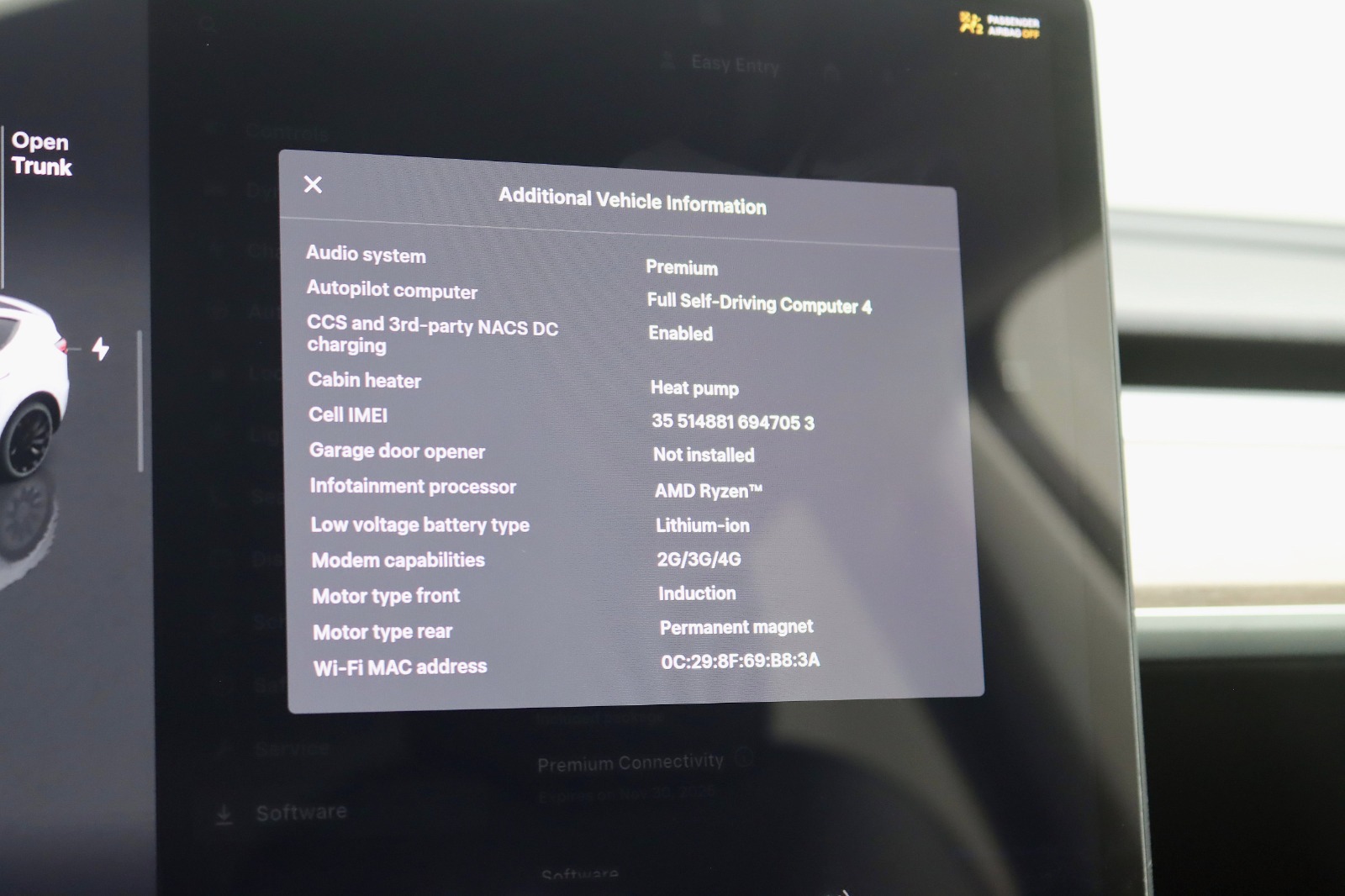 2025 TESLA MODEL Y - Image 27