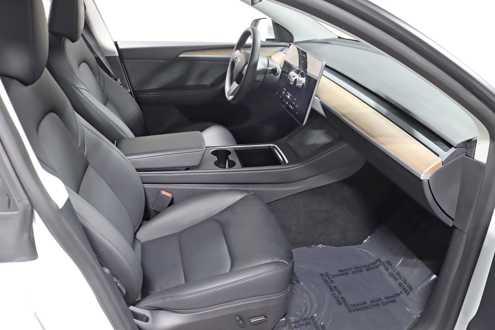 2025 TESLA MODEL Y - Image 33