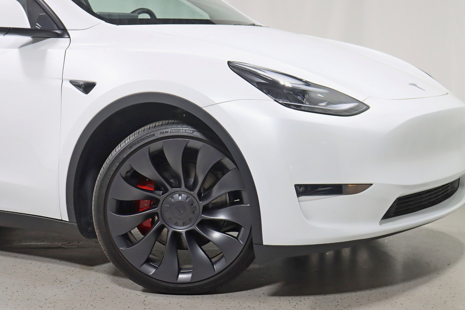 2025 TESLA MODEL Y - Image 6