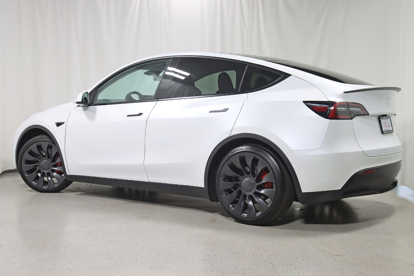 2025 TESLA MODEL Y - Image 10