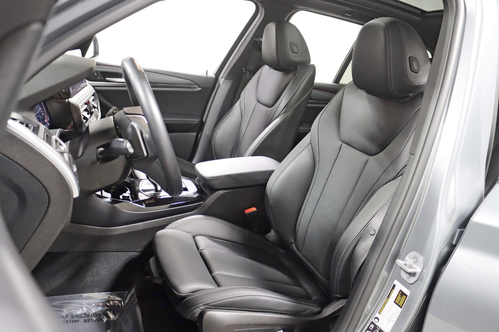 2024 BMW X3 - Image 32