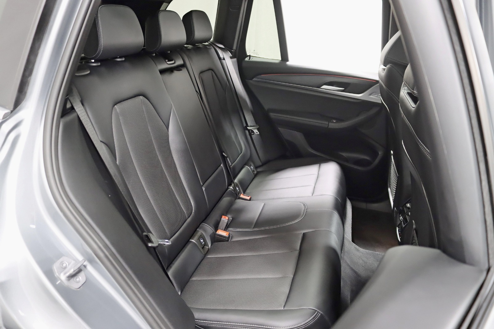 2024 BMW X3 - Image 35