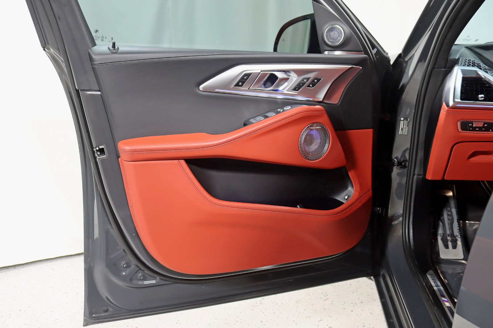 2023 BMW XM BOWERS WILKINS - Image 39