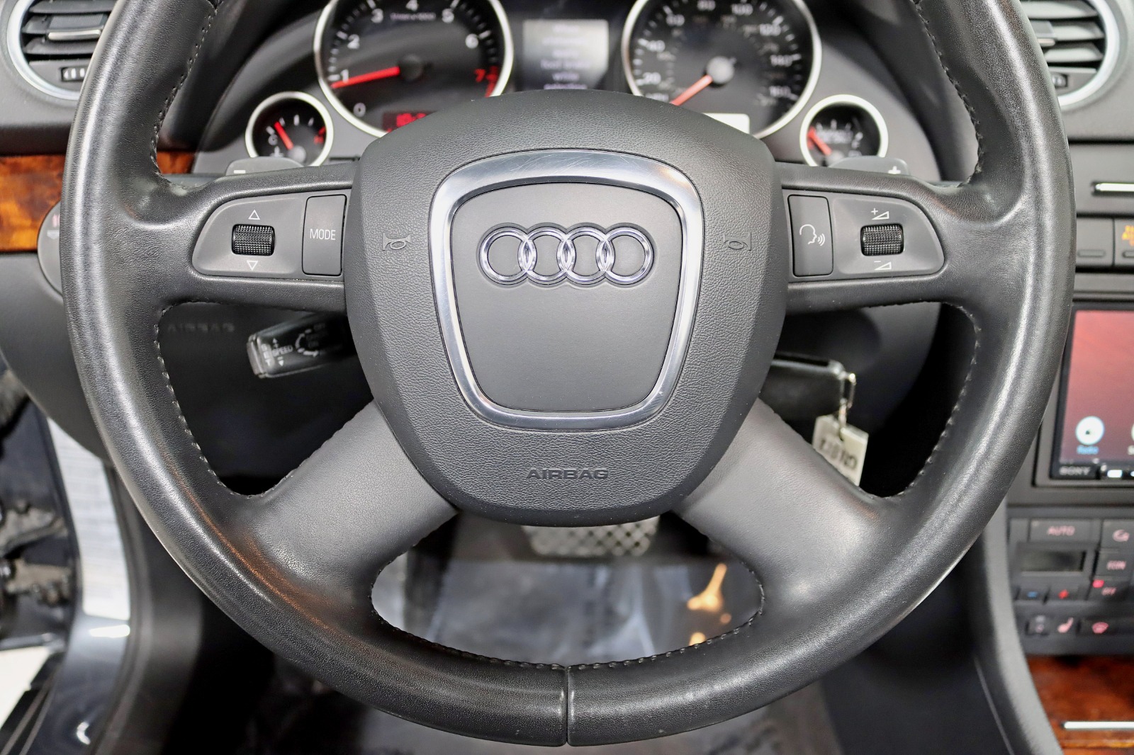 2009 AUDI A4 - Image 16