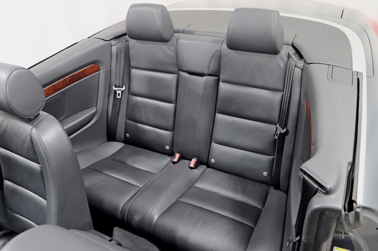 2009 AUDI A4 - Image 24