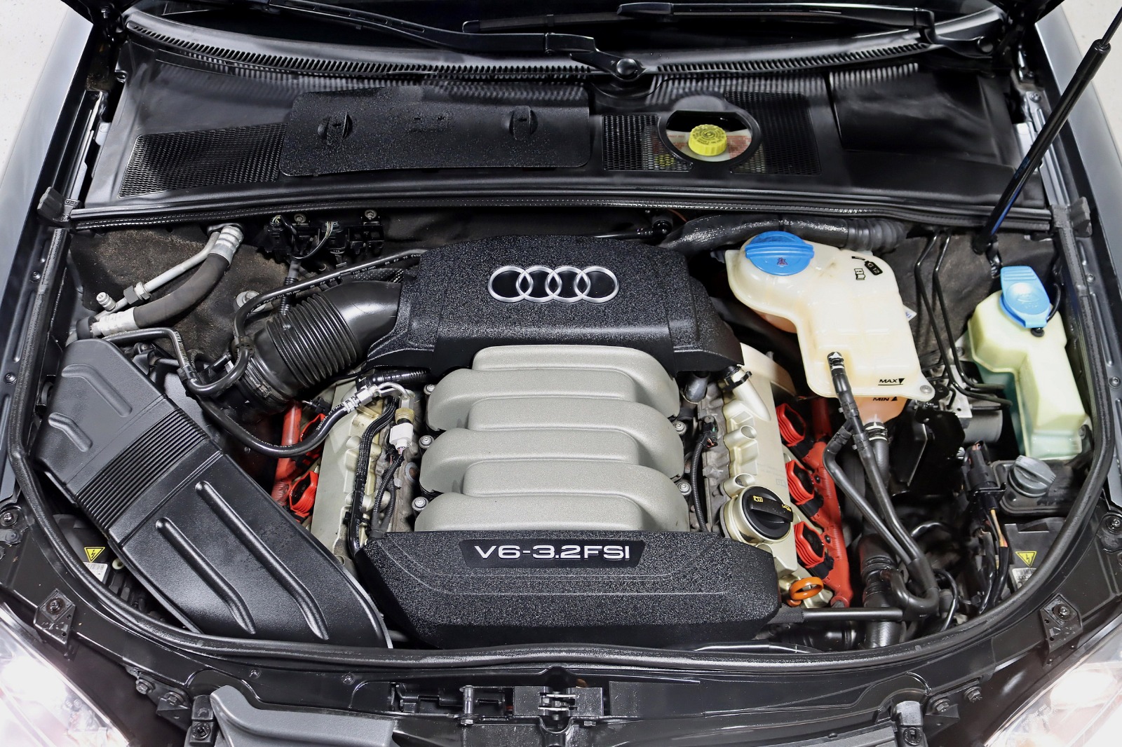 2009 AUDI A4 - Image 32
