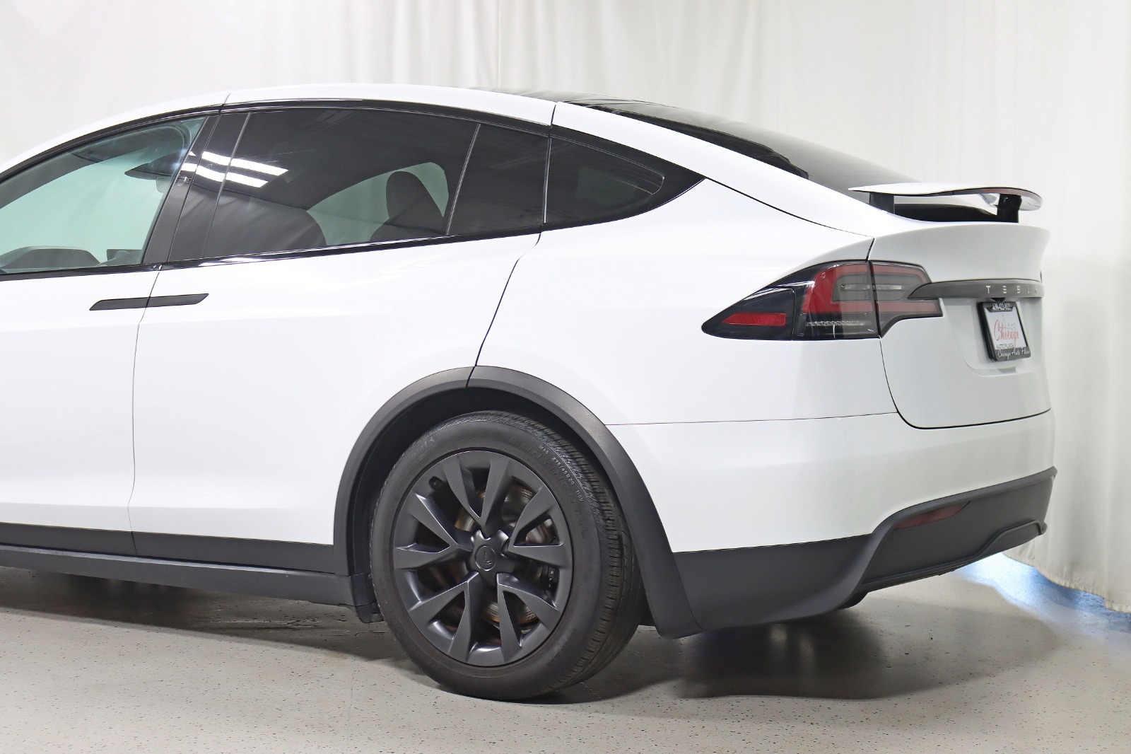 2023 TESLA MODEL X - Image 12