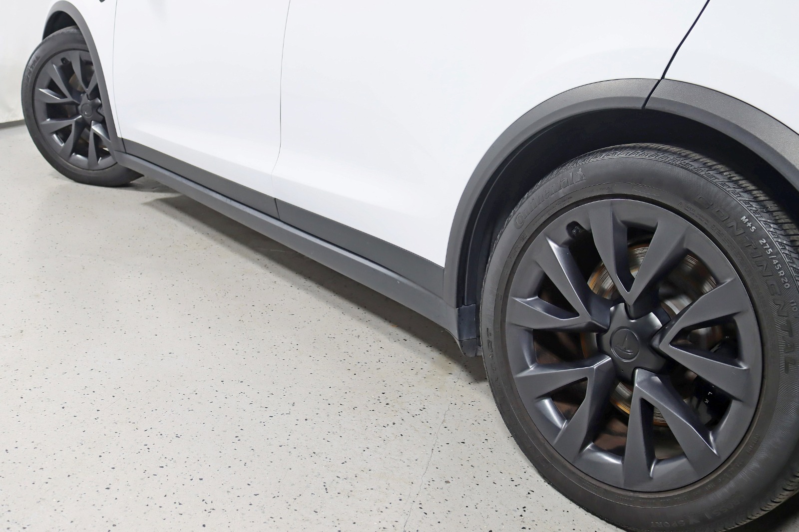 2023 TESLA MODEL X - Image 14