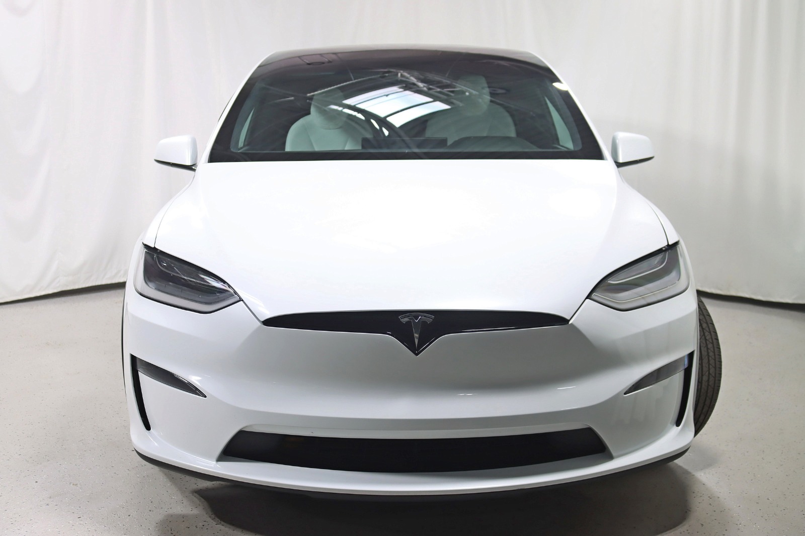 2023 TESLA MODEL X - Image 10