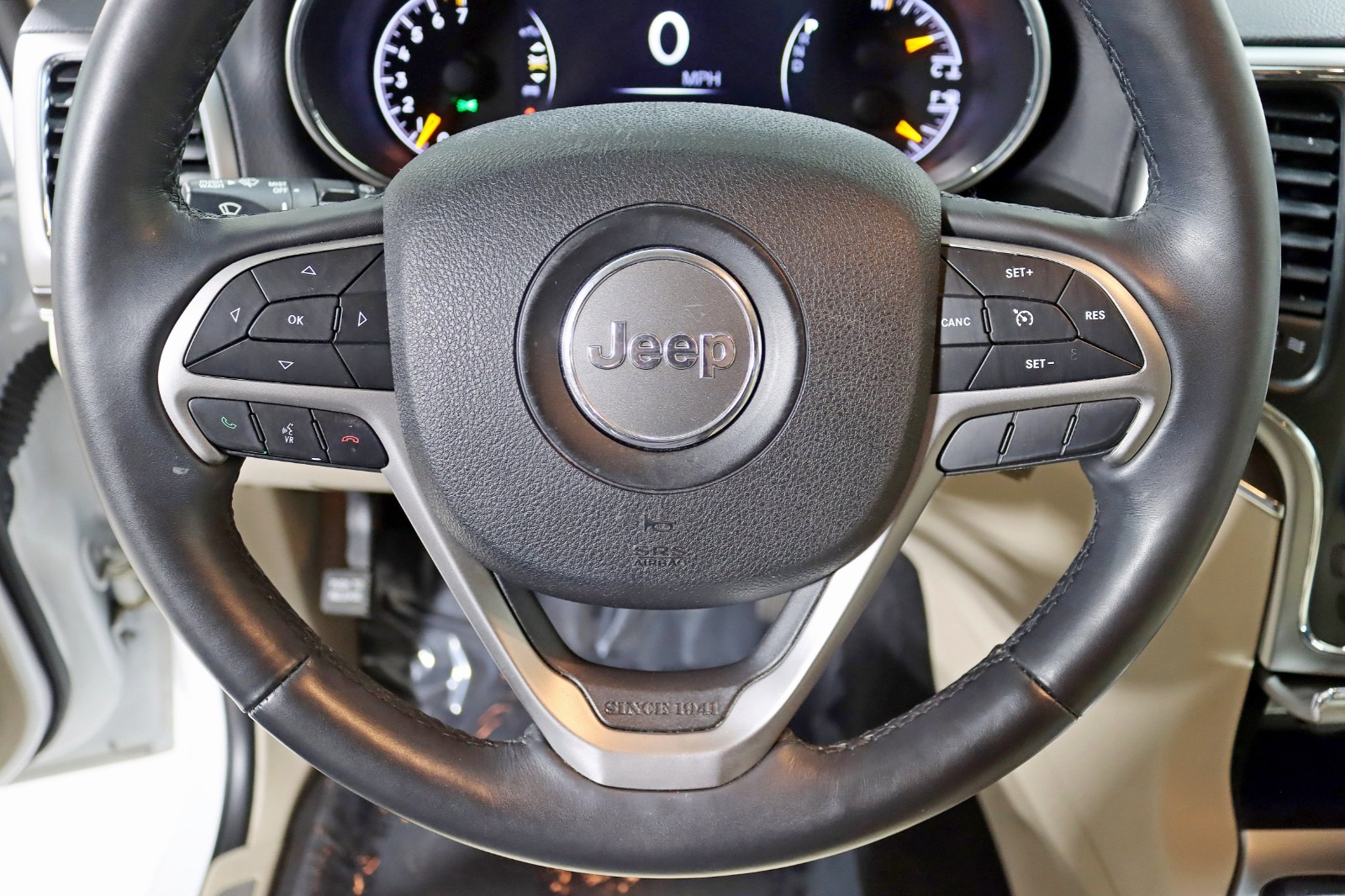 2018 JEEP GRAND CHEROKEE - Image 16