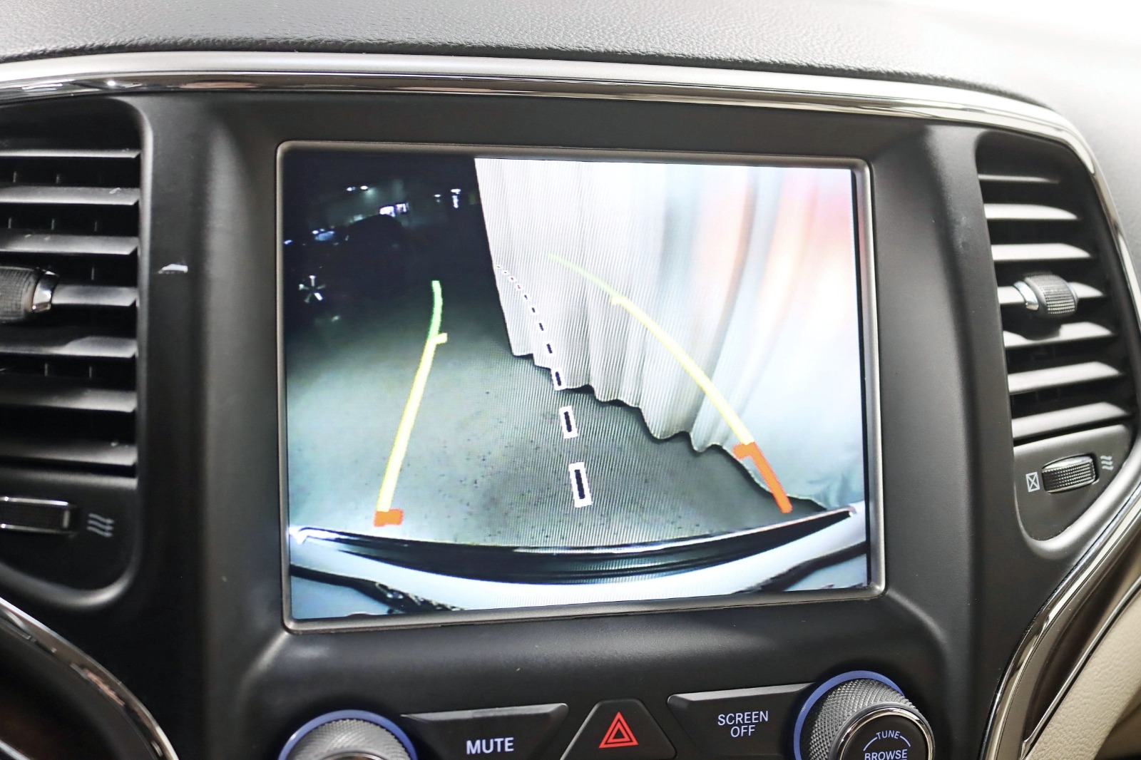 2018 JEEP GRAND CHEROKEE - Image 20