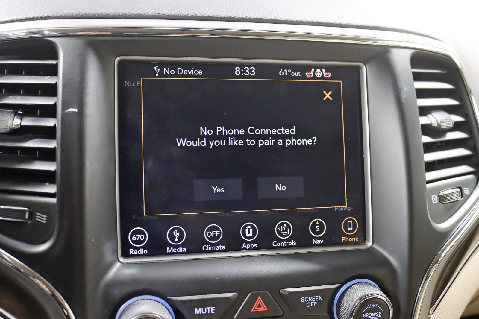 2018 JEEP GRAND CHEROKEE - Image 23