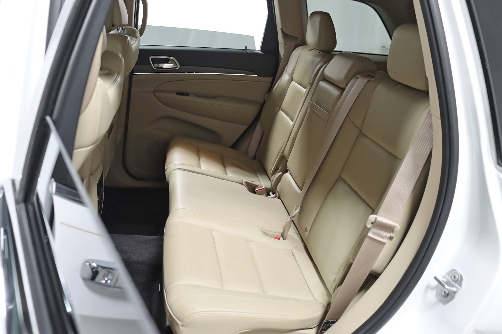 2018 JEEP GRAND CHEROKEE - Image 30