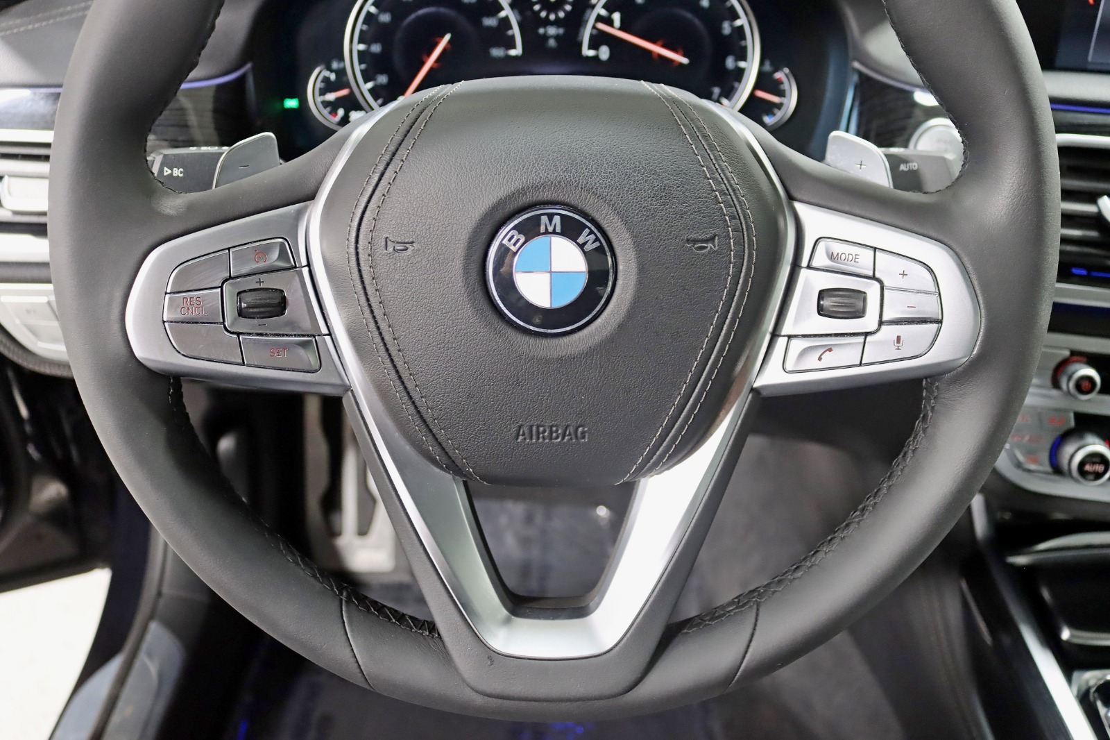 2019 BMW 750I, B7 - Image 17