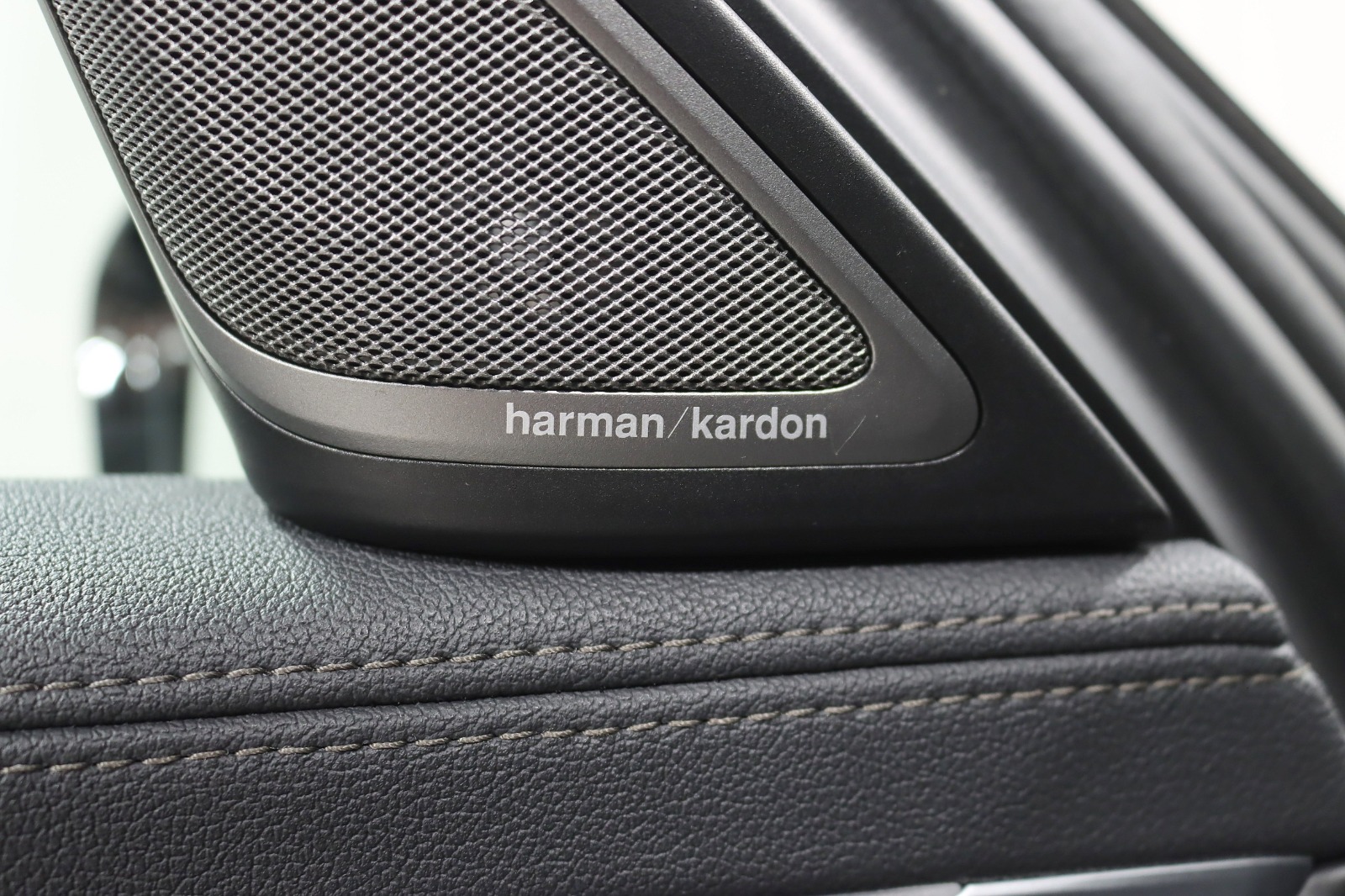 2019 BMW 750I, B7 - Image 31