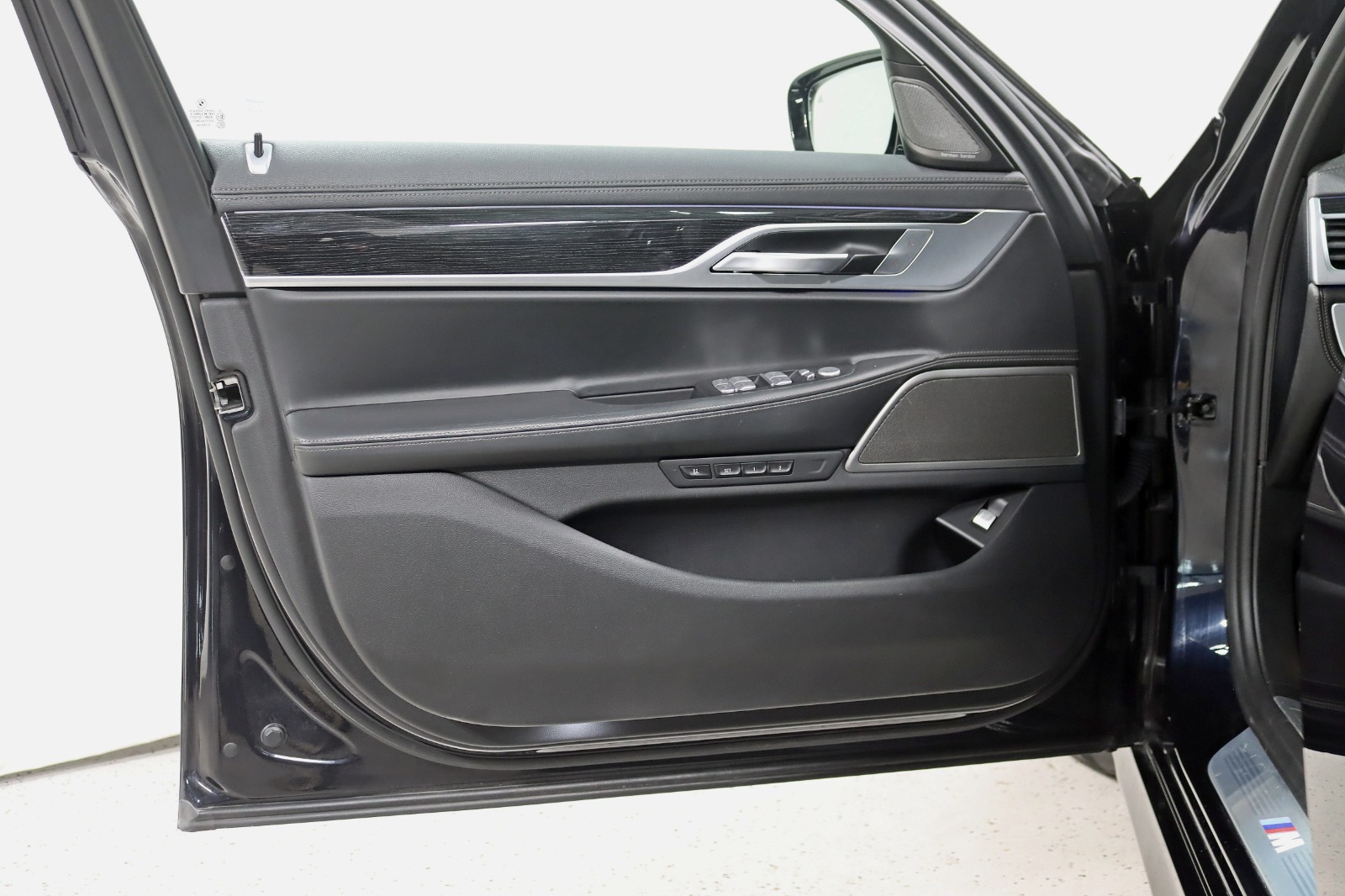 2019 BMW 750I, B7 - Image 32