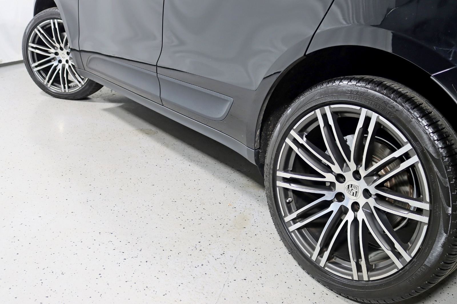 2018 PORSCHE MACAN - Image 13