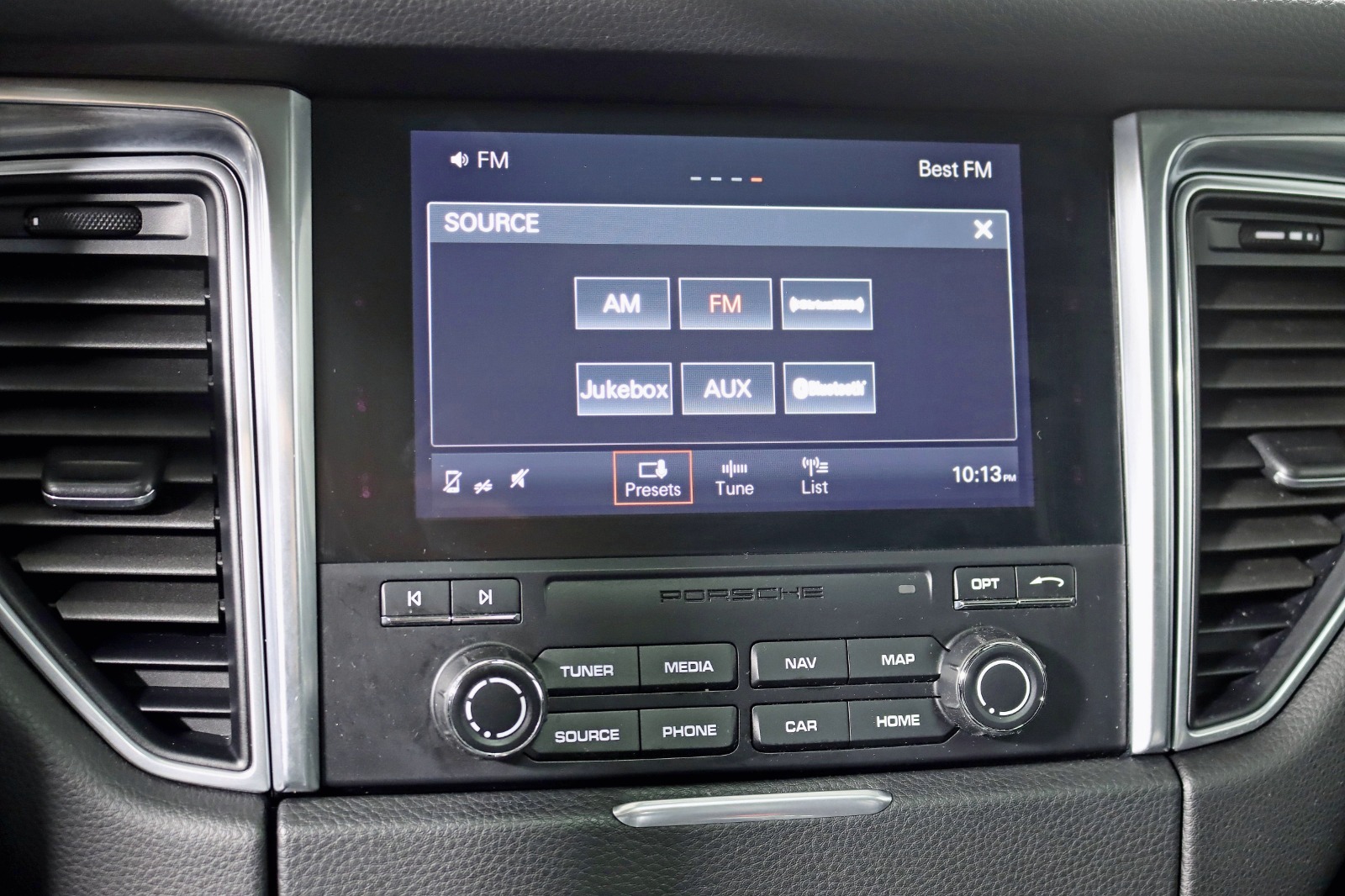 2018 PORSCHE MACAN - Image 20