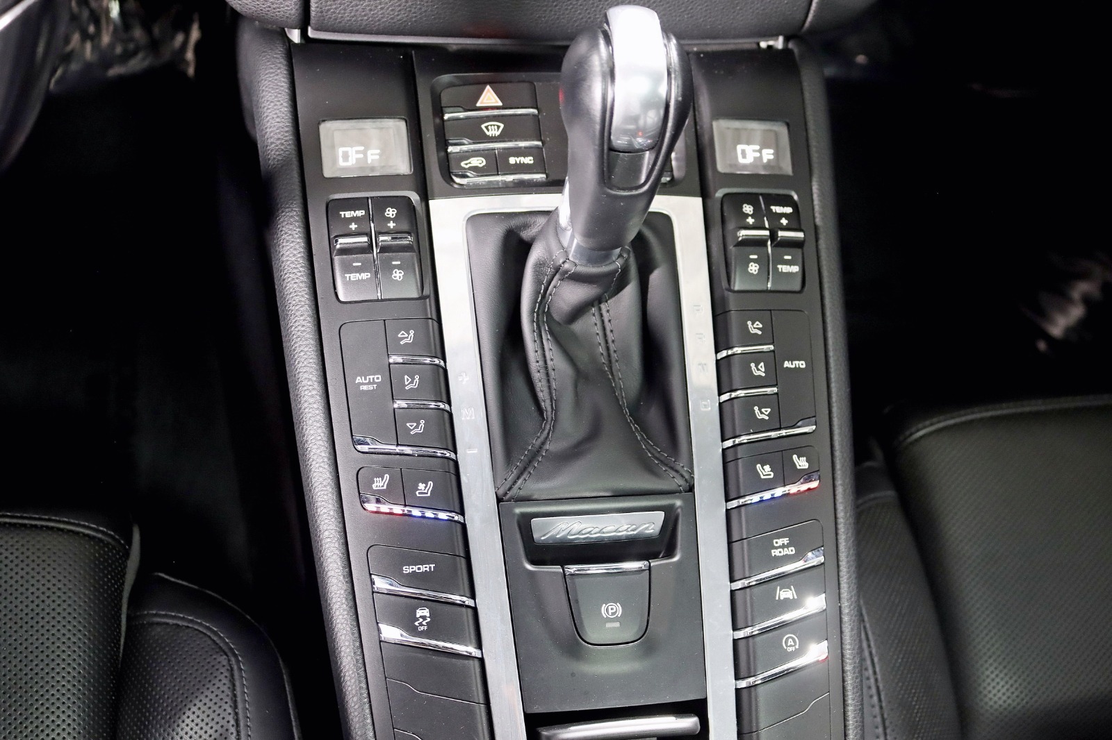 2018 PORSCHE MACAN - Image 22