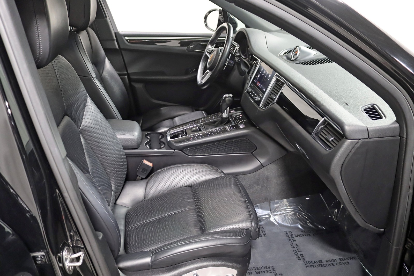 2018 PORSCHE MACAN - Image 29