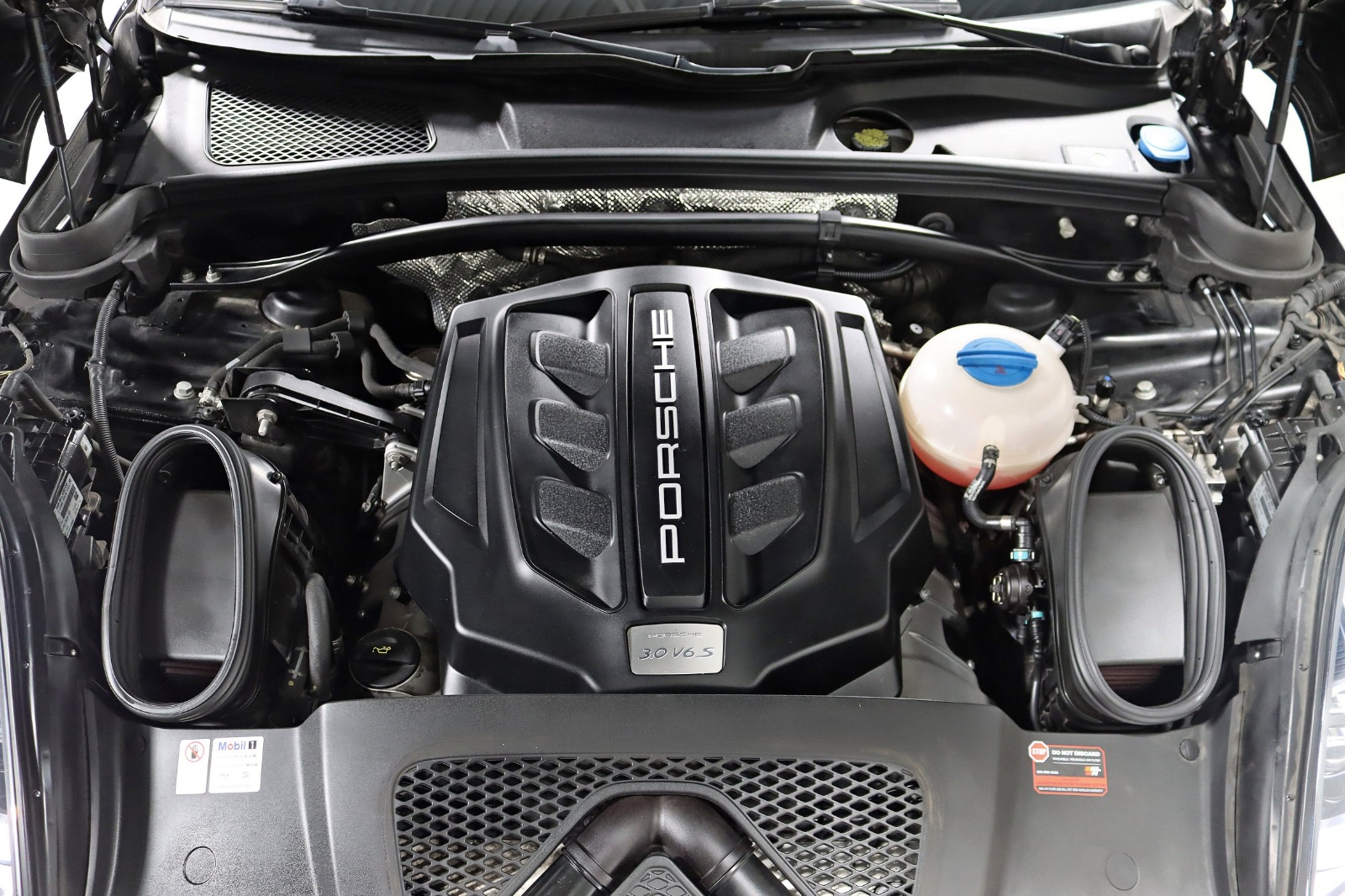 2018 PORSCHE MACAN - Image 37