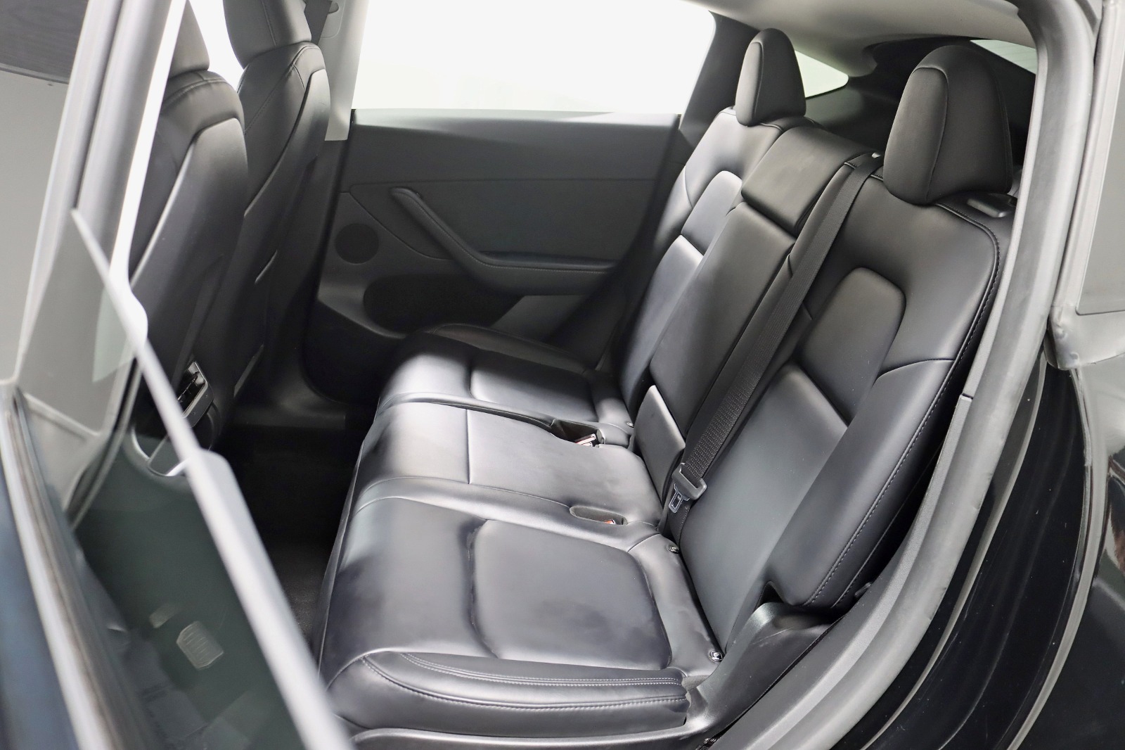 2024 TESLA MODEL Y - Image 30