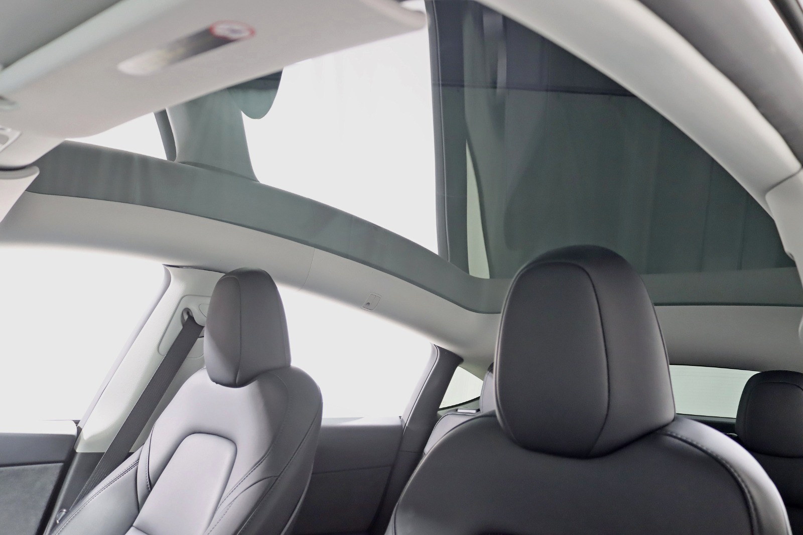 2024 TESLA MODEL Y - Image 33