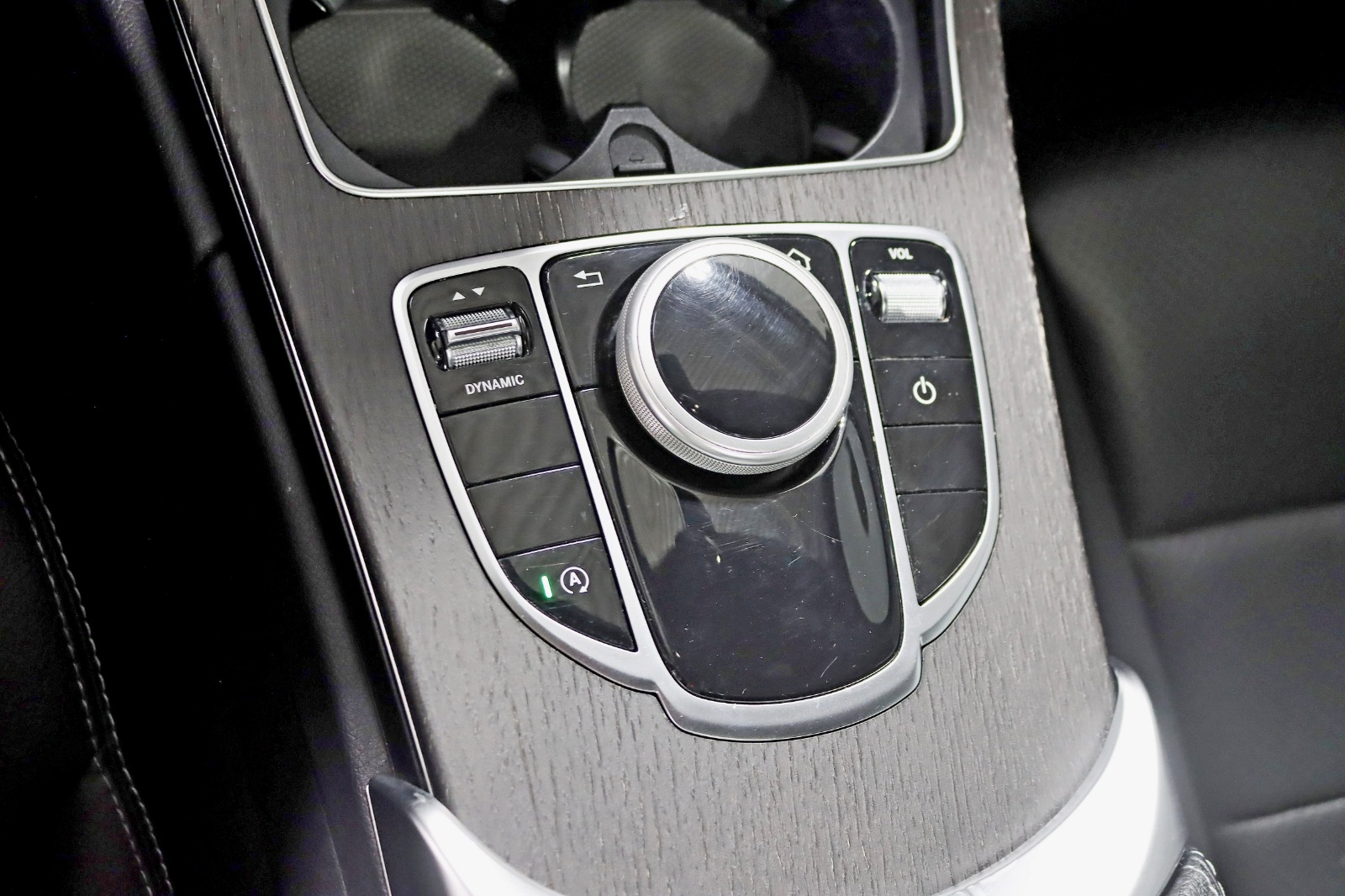 2019 MERCEDES-BENZ C-CLASS - Image 26