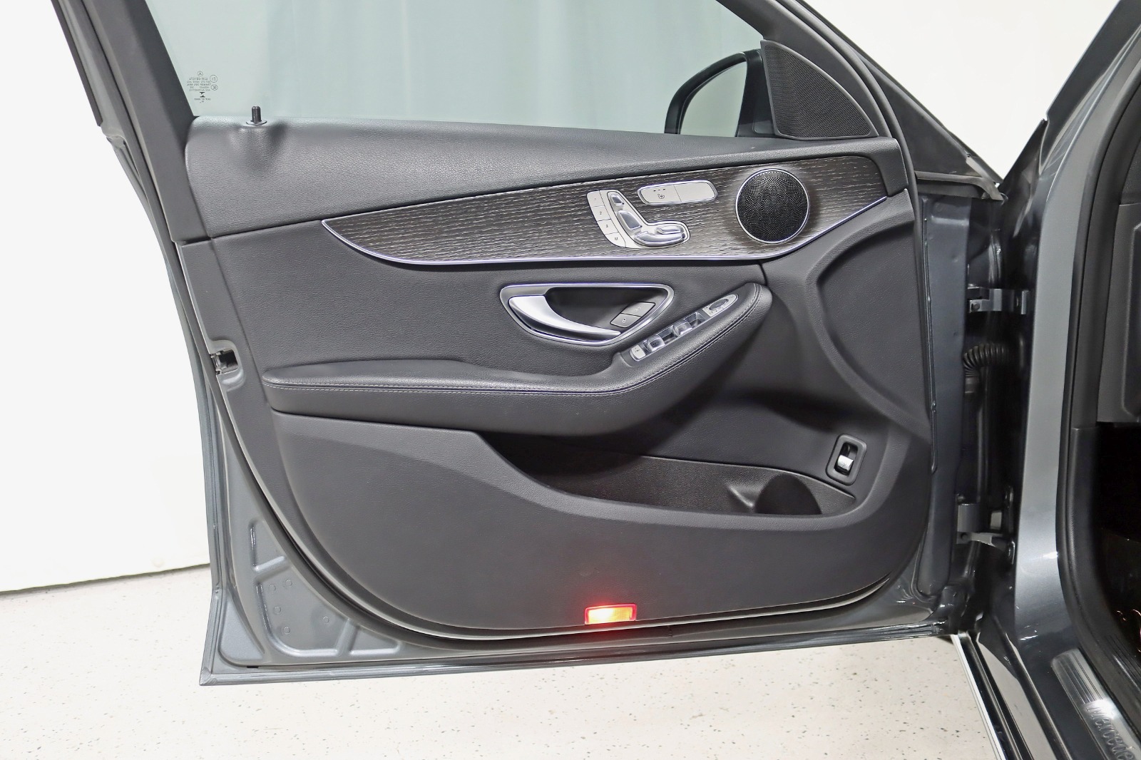 2019 MERCEDES-BENZ C-CLASS - Image 34